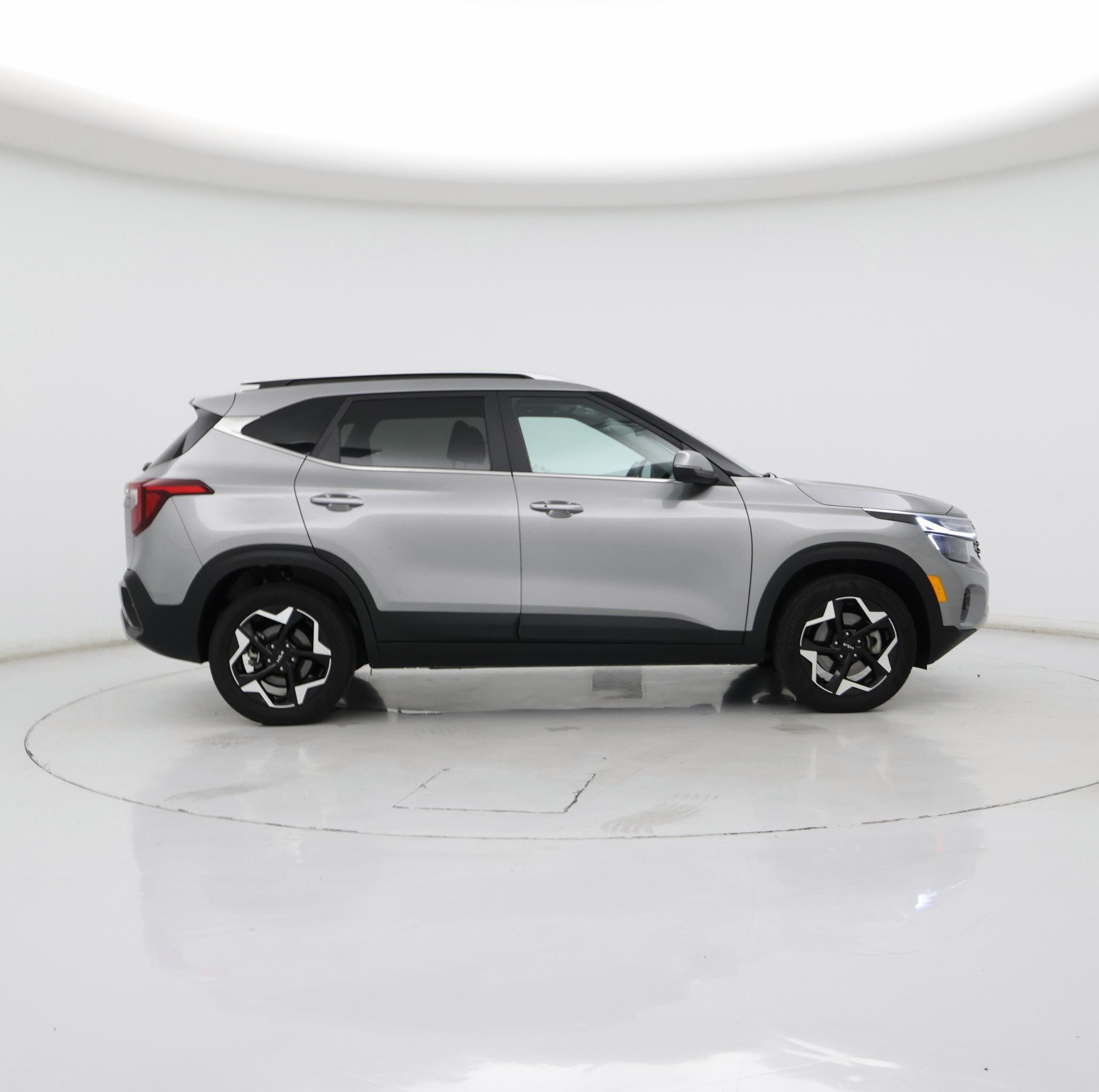 Thumbnail: 2024 Kia Seltos - 7