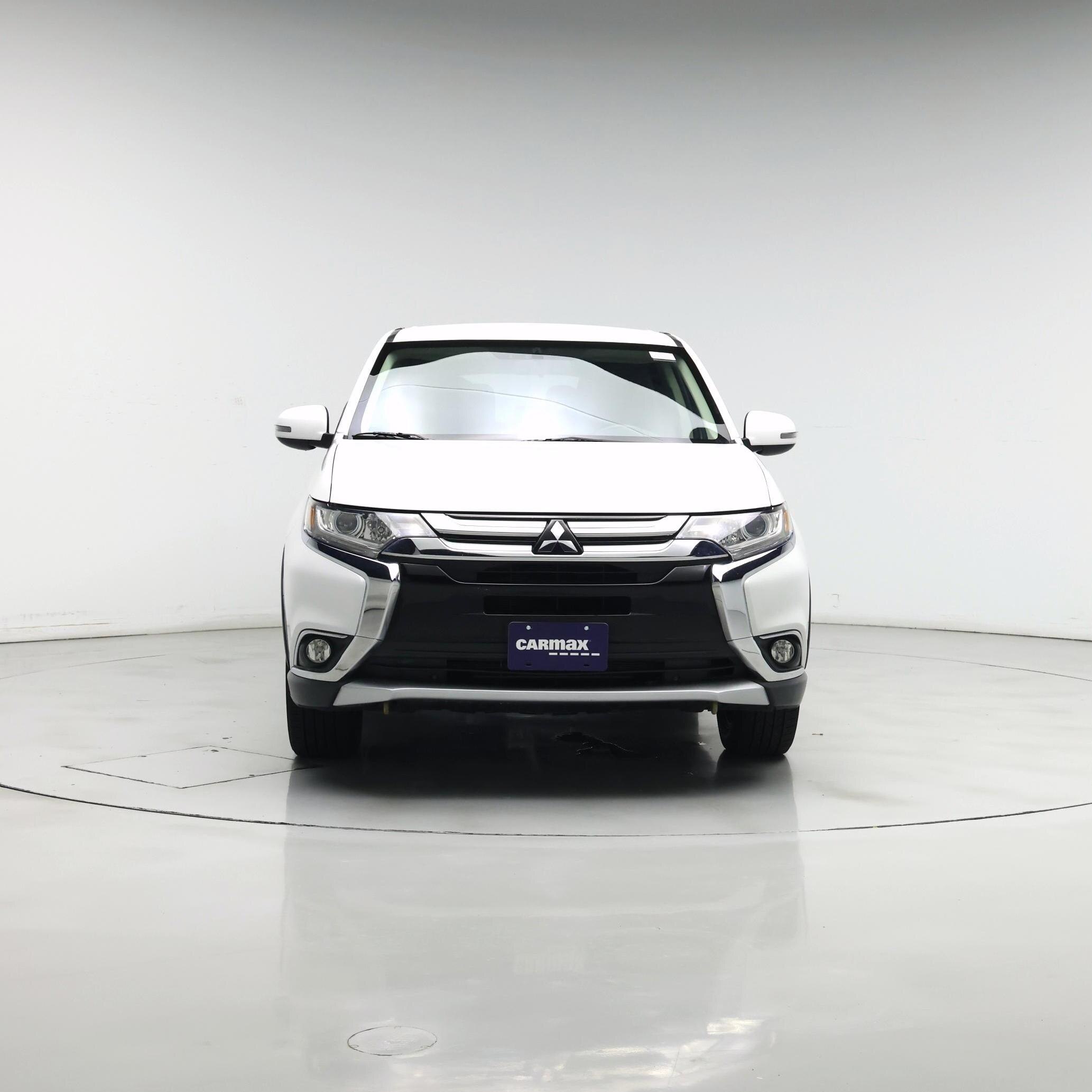 Thumbnail: 2017 Mitsubishi Outlander - 5
