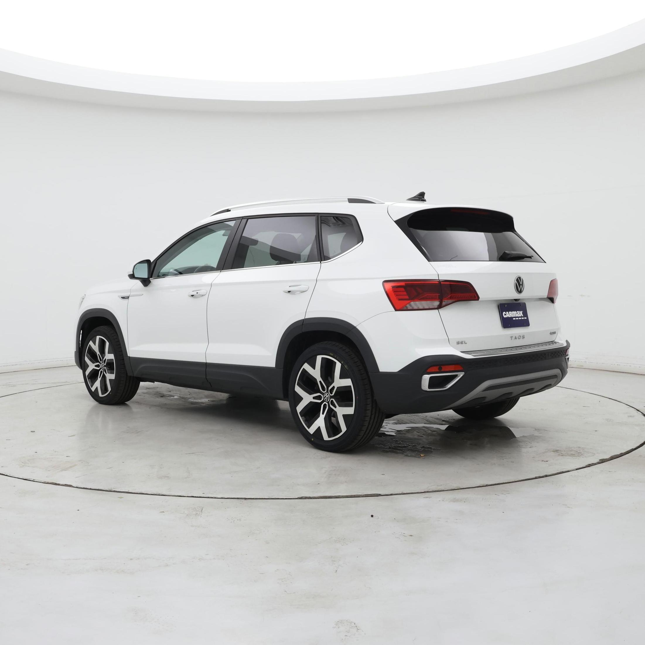 Thumbnail: 2022 Volkswagen Taos - 2