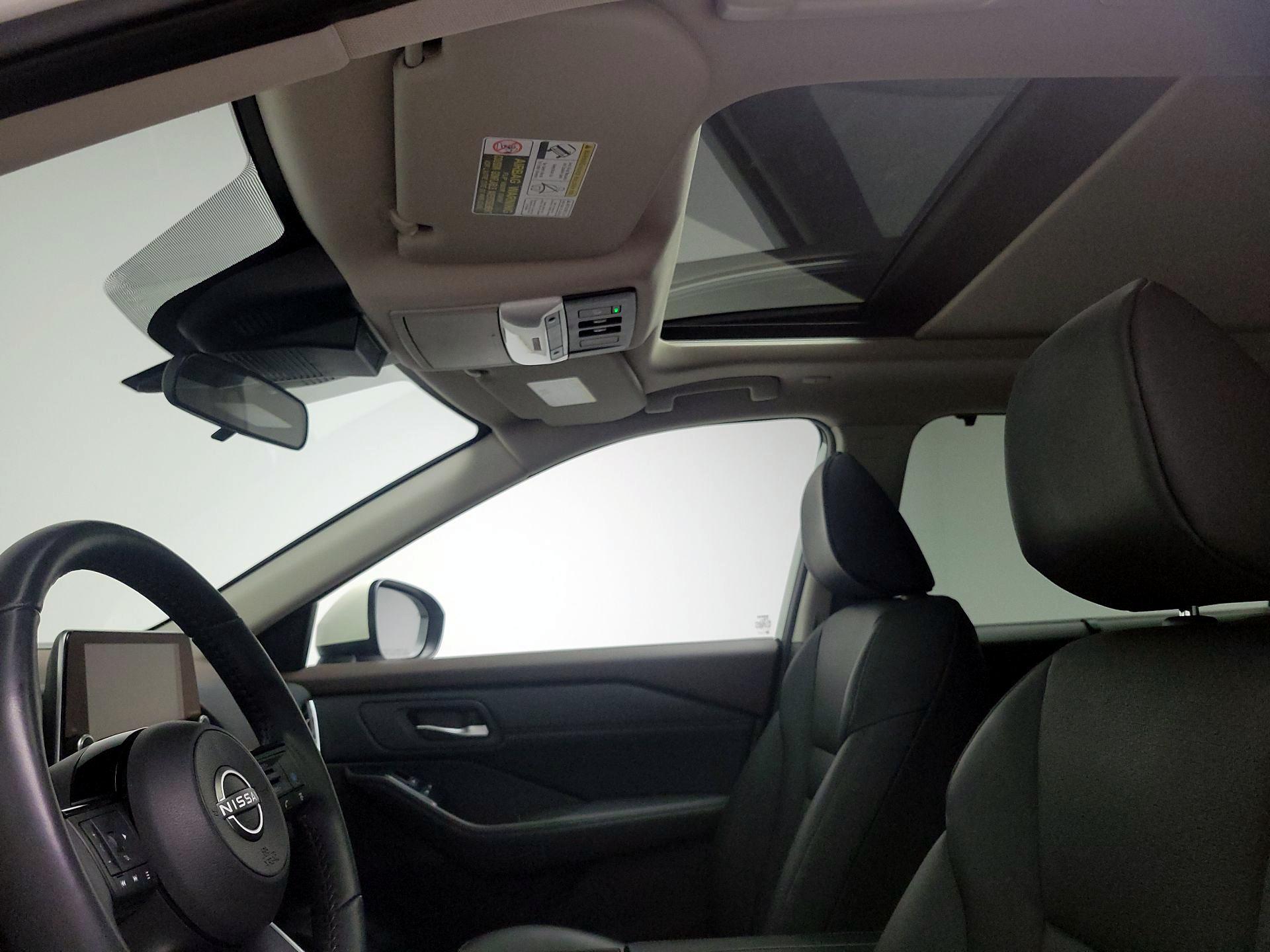 Thumbnail: 2023 Nissan Rogue - 19