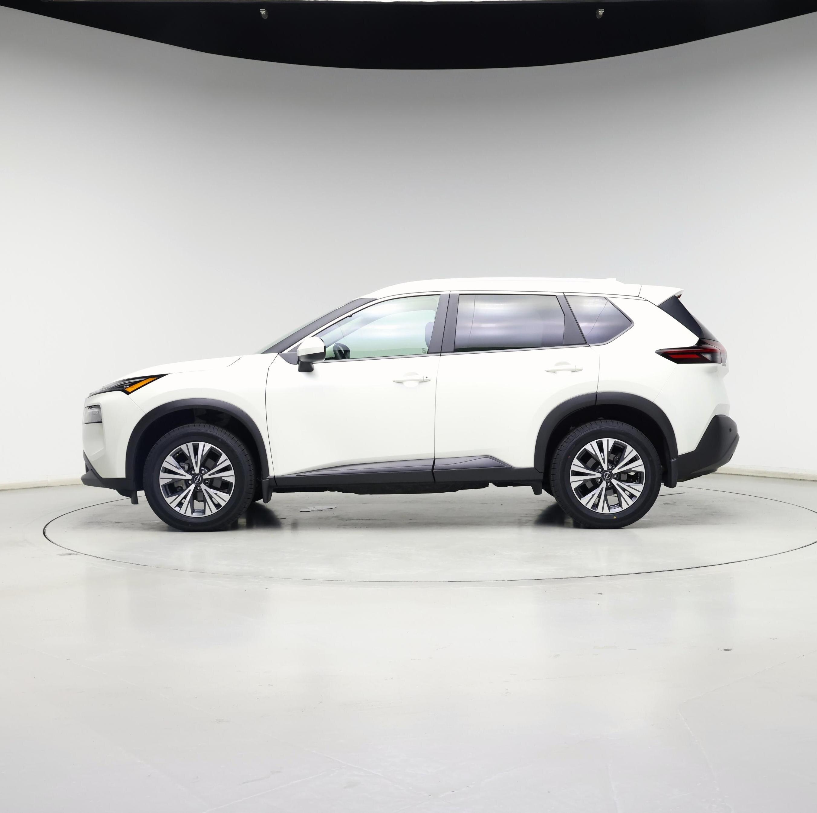 Thumbnail: 2023 Nissan Rogue - 3