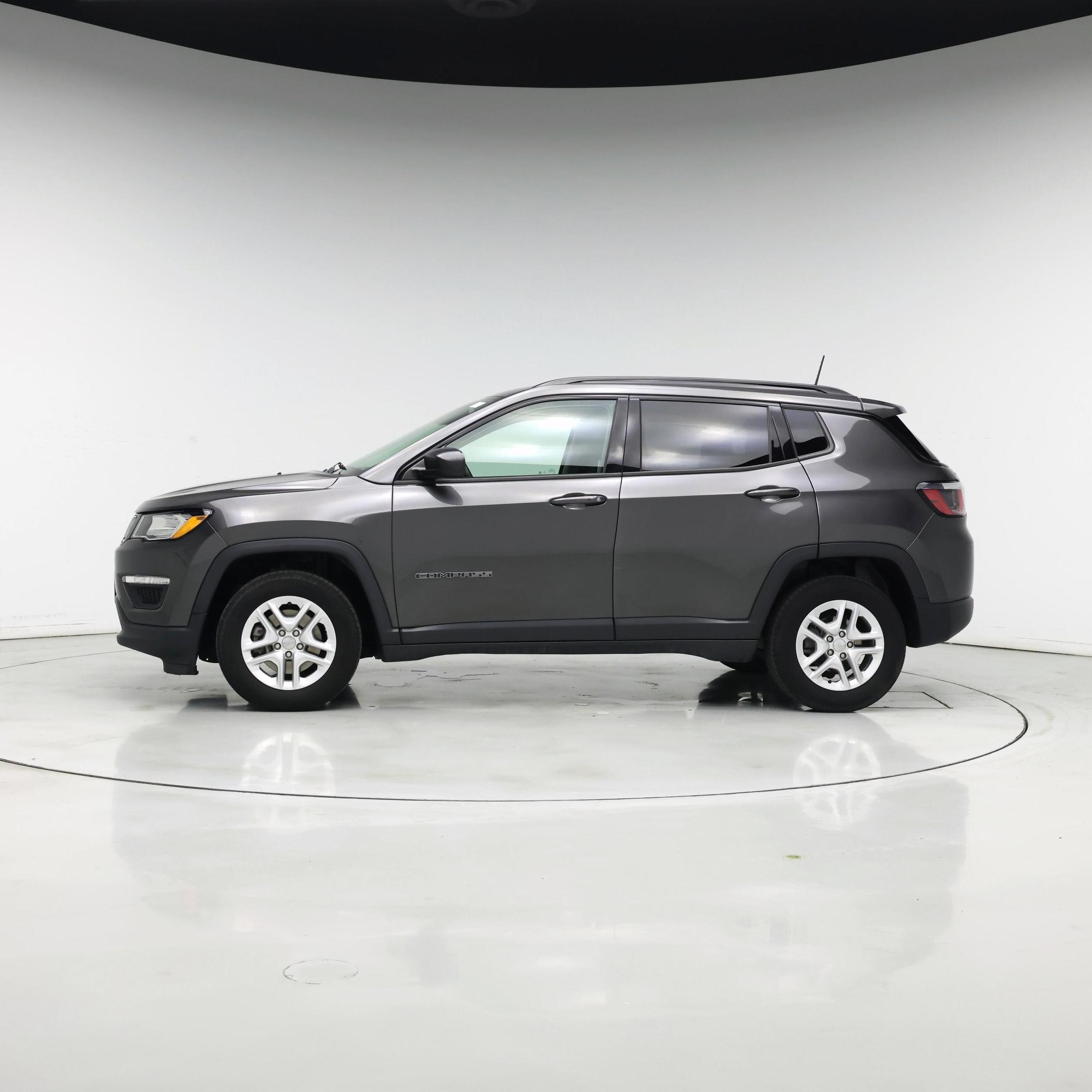 Thumbnail: 2018 Jeep Compass - 3