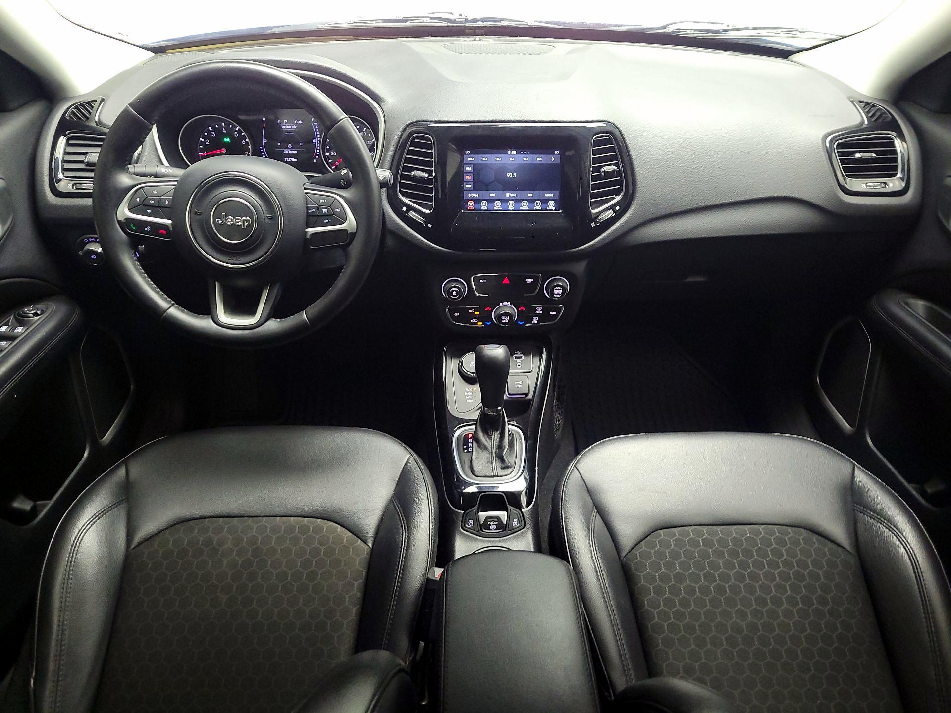 Thumbnail: 2020 Jeep Compass - 9