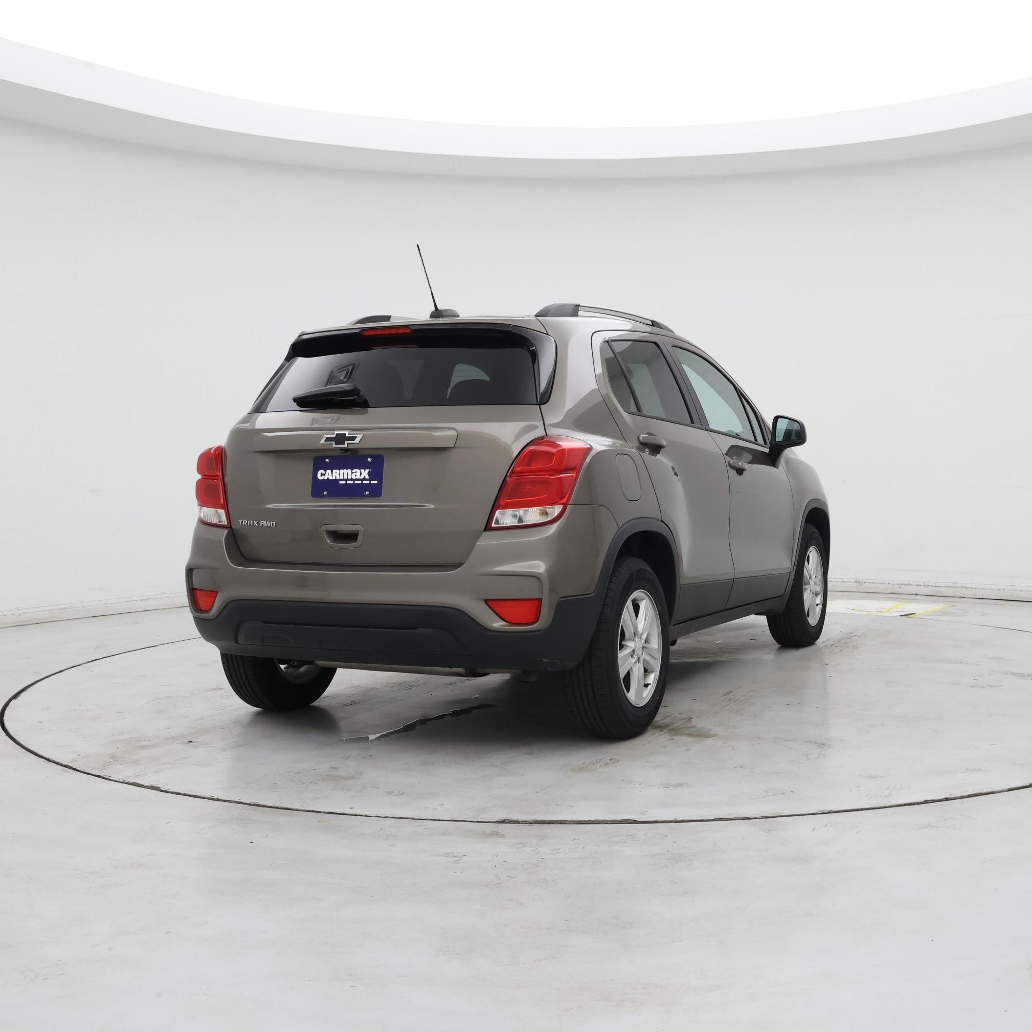 Thumbnail: 2022 Chevrolet Trax - 8