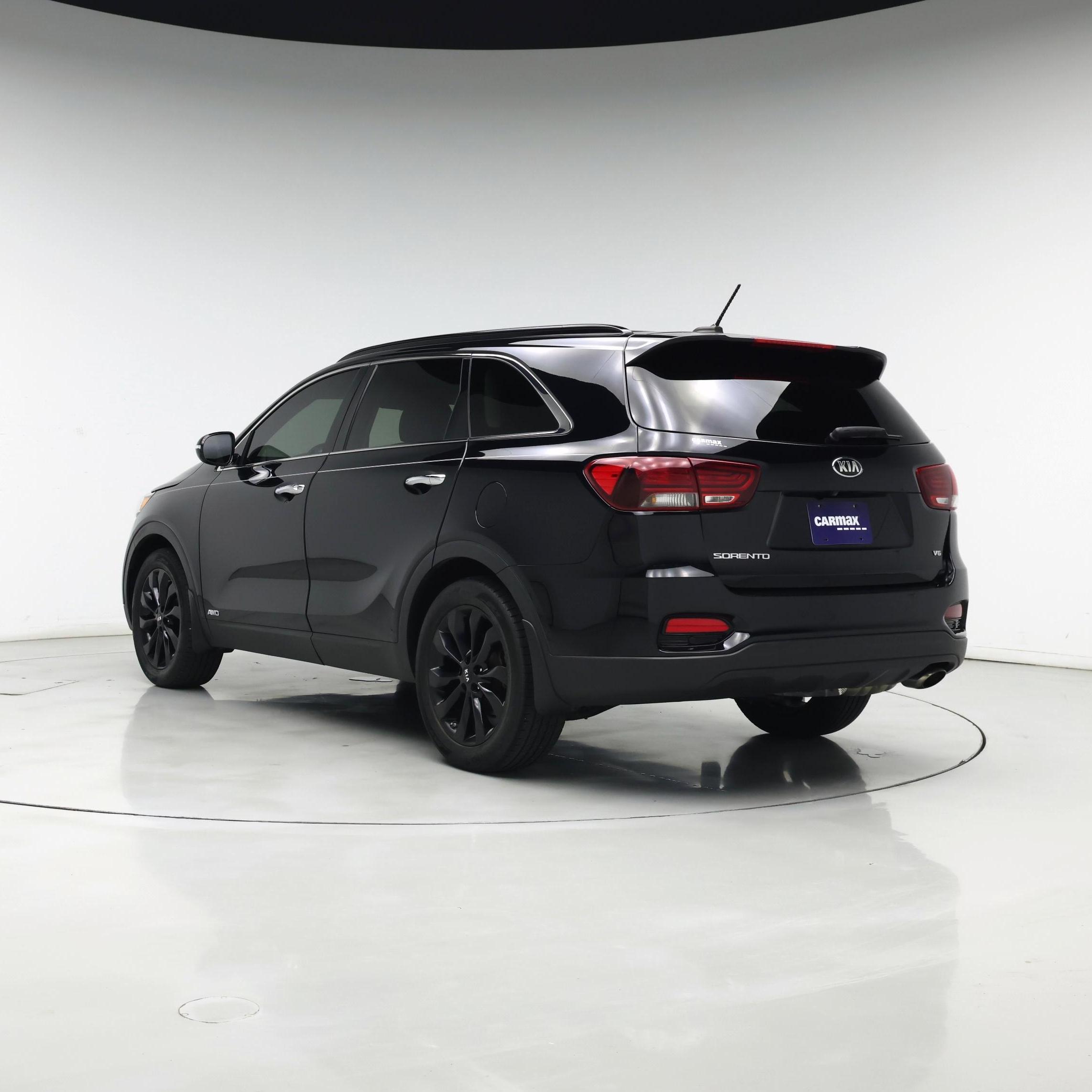Thumbnail: 2019 Kia Sorento - 2