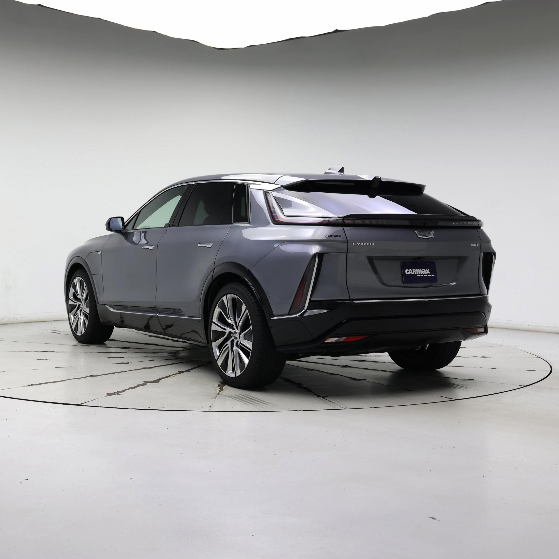 Thumbnail: 2023 Cadillac Lyriq - 2