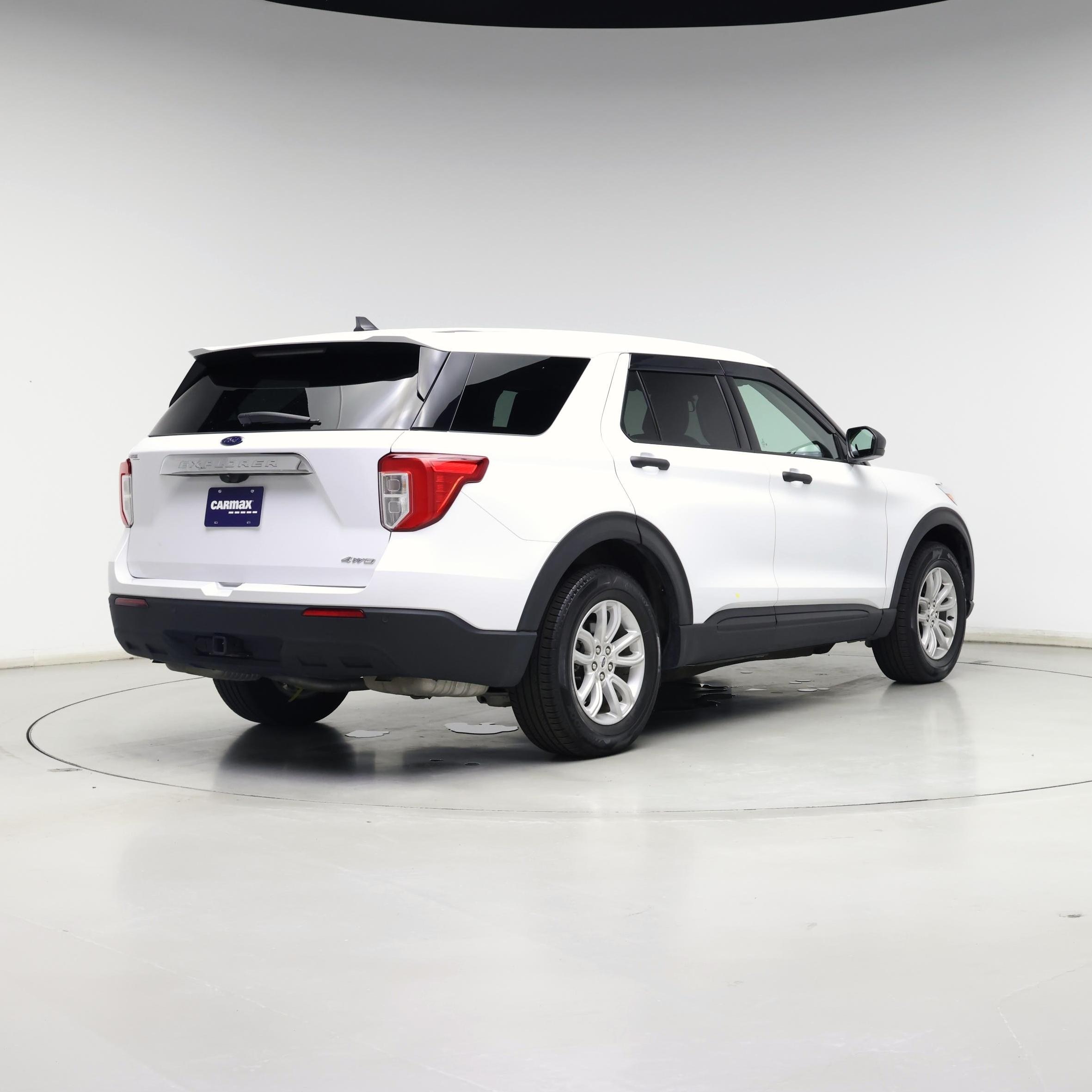 Thumbnail: 2021 Ford Explorer - 8