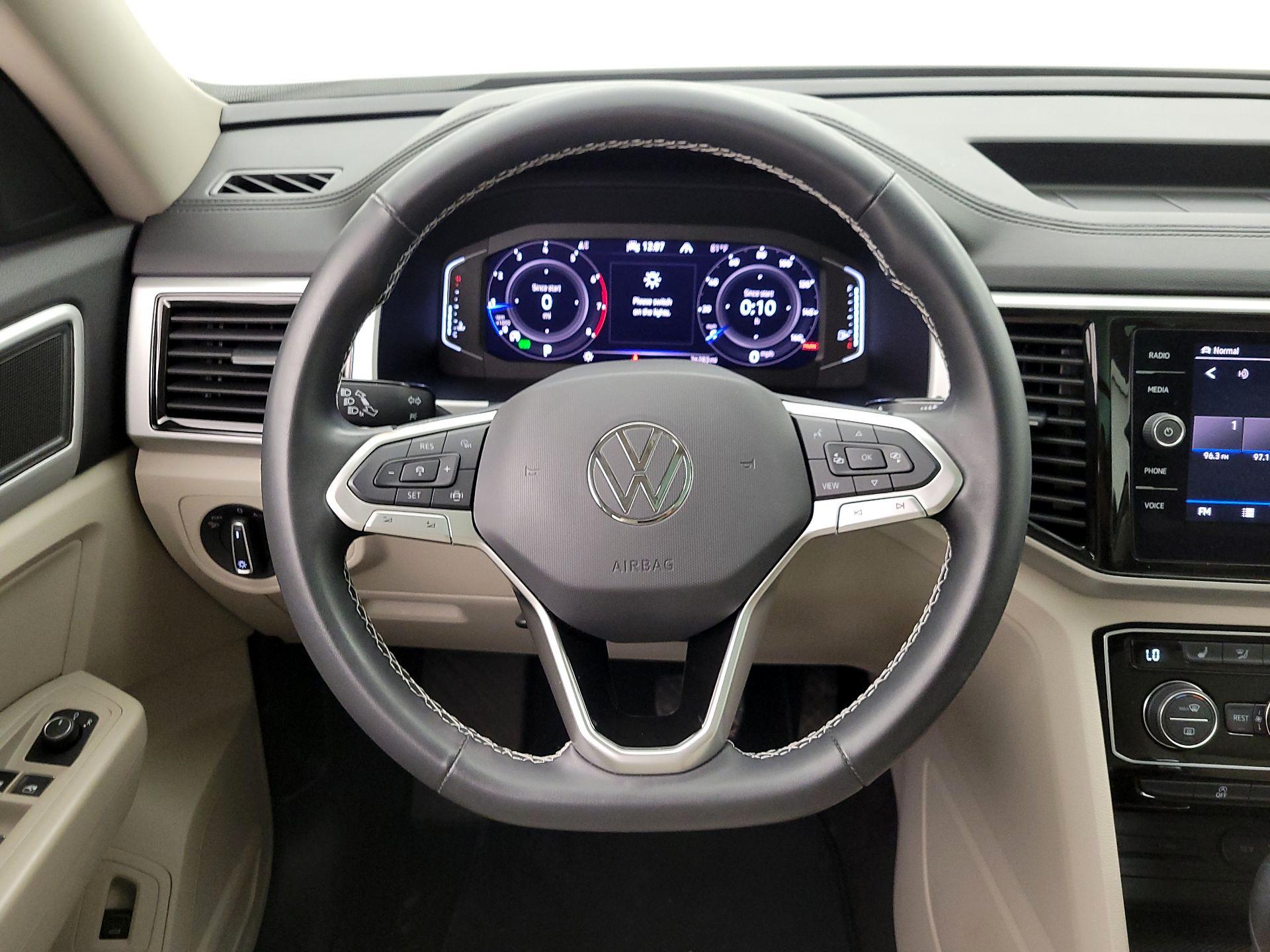 Thumbnail: 2022 Volkswagen Atlas - 10