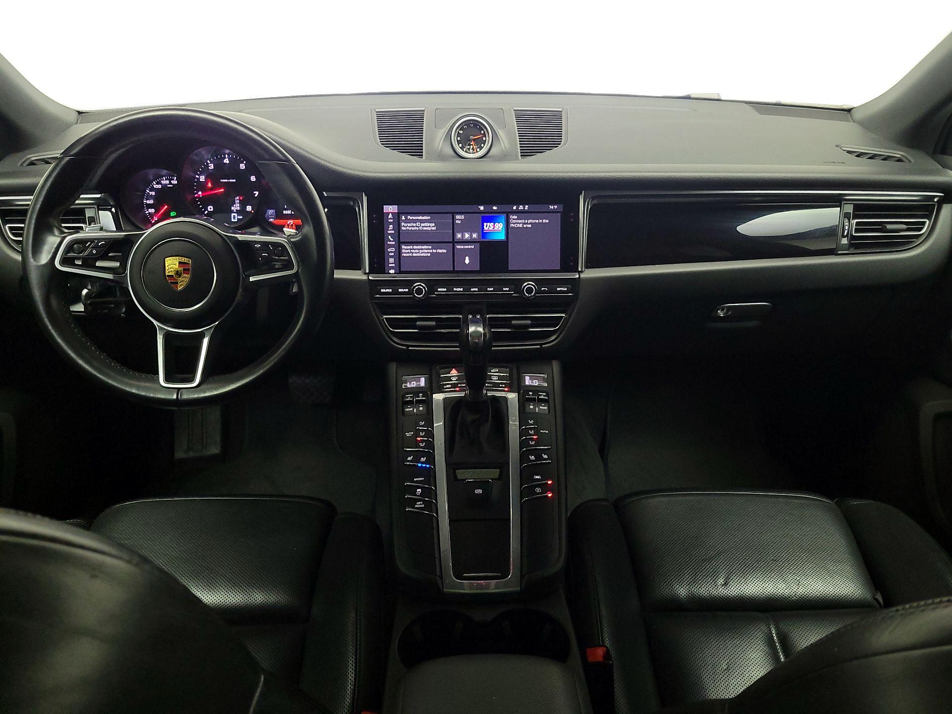 Thumbnail: 2021 Porsche Macan - 9
