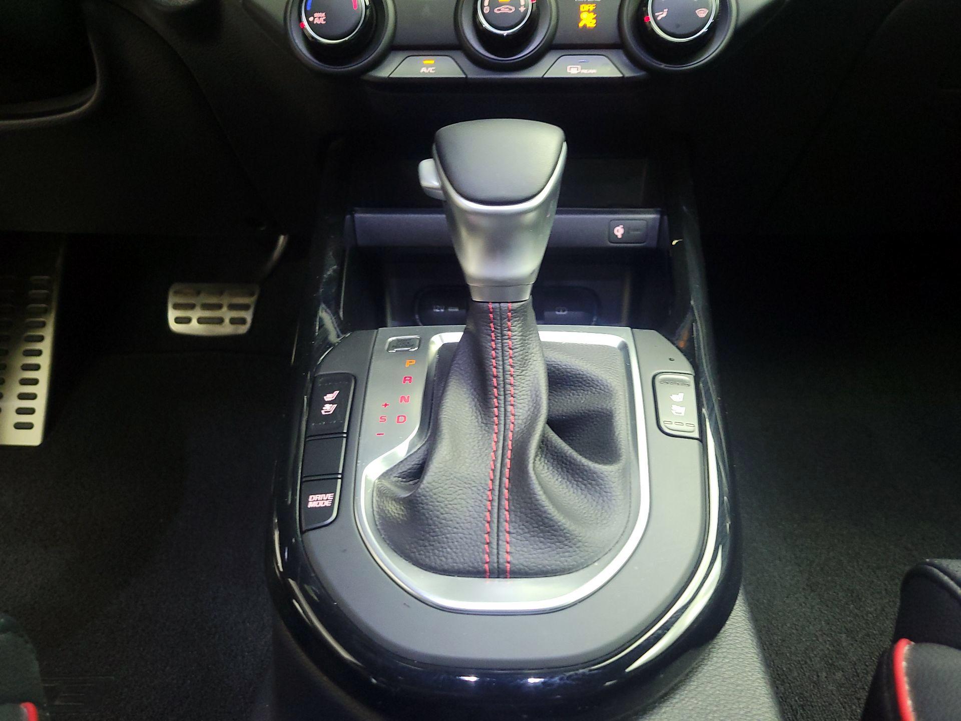 Thumbnail: 2021 Kia Forte - 17