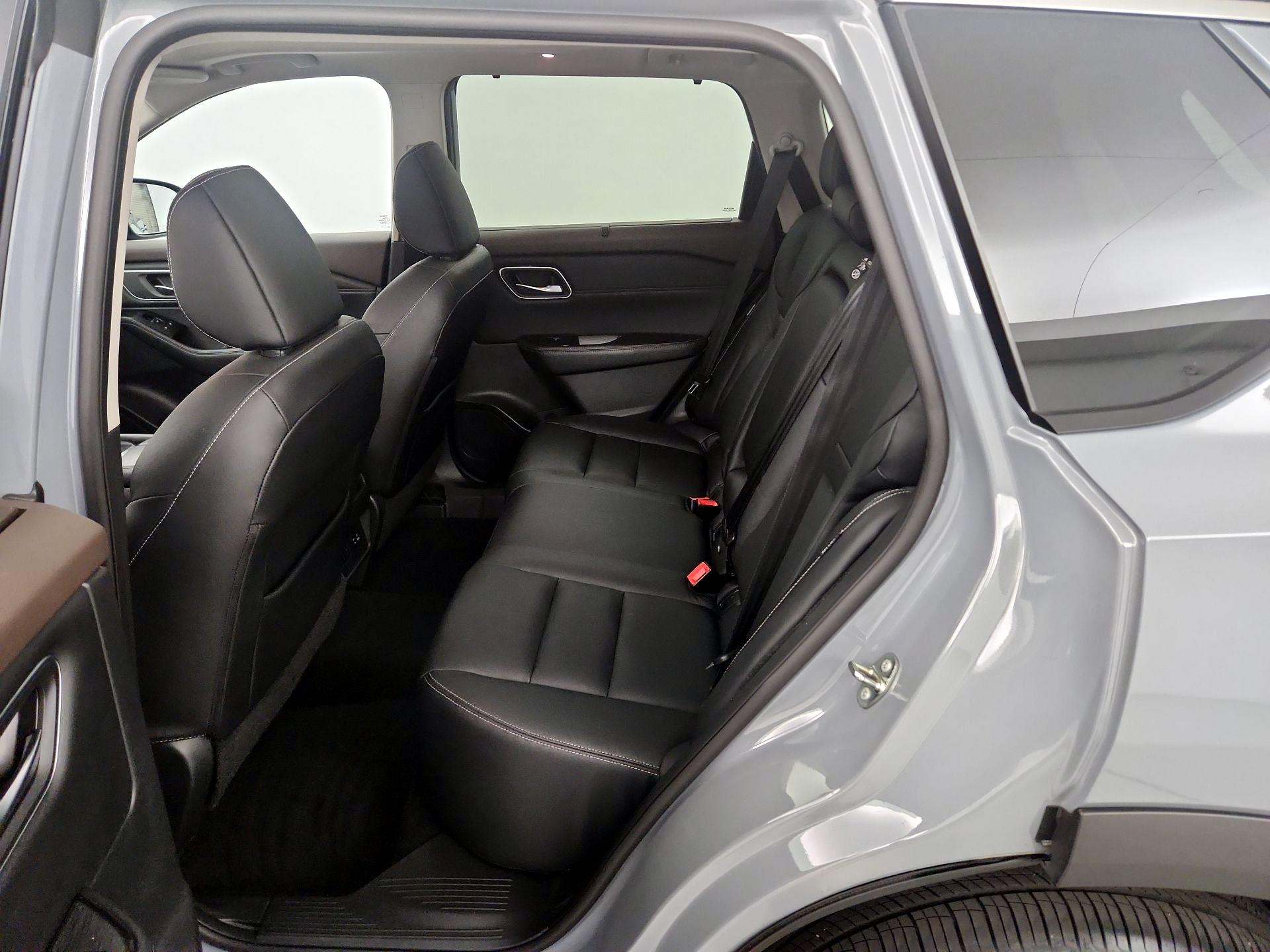 Thumbnail: 2021 Nissan Rogue - 20