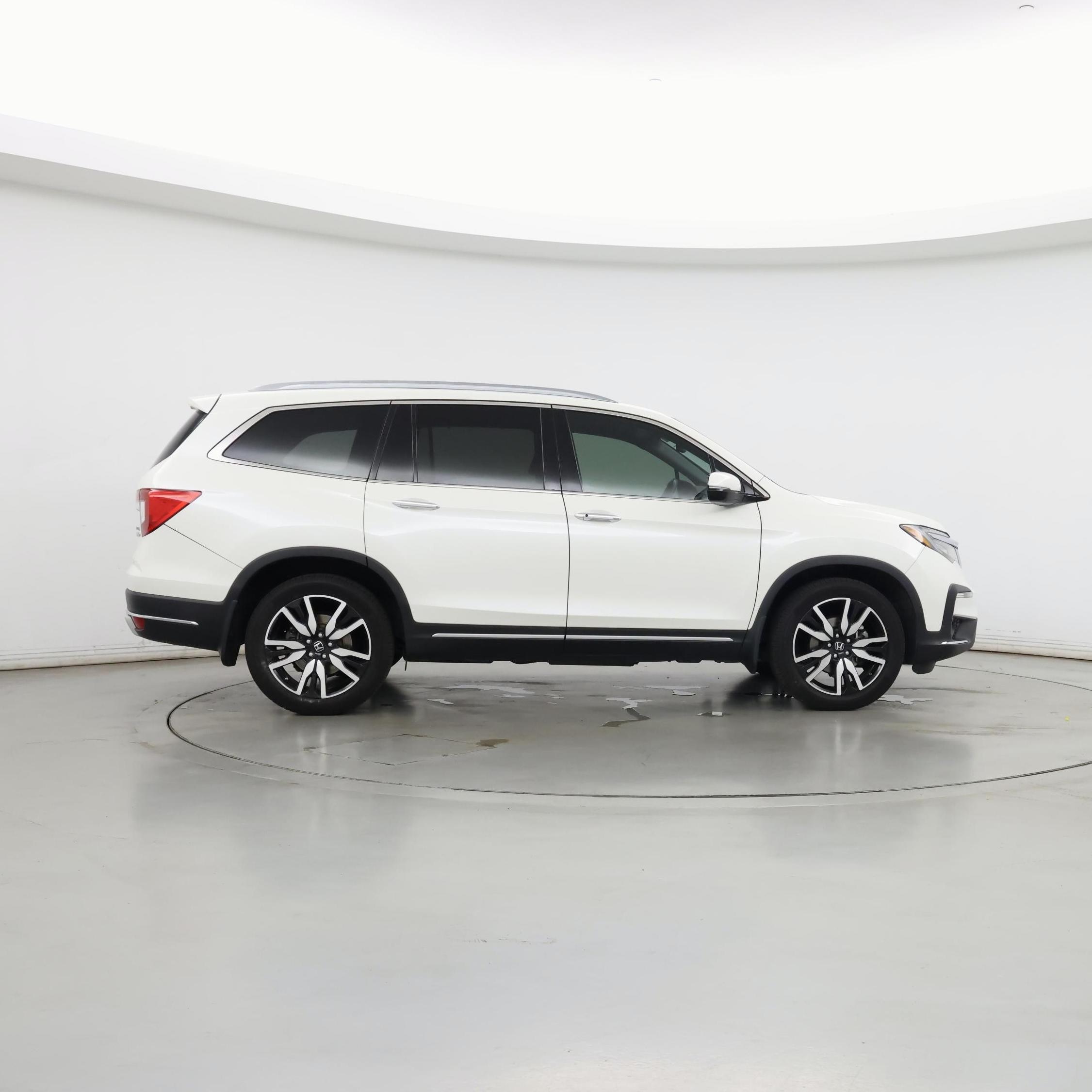 Thumbnail: 2019 Honda Pilot - 7