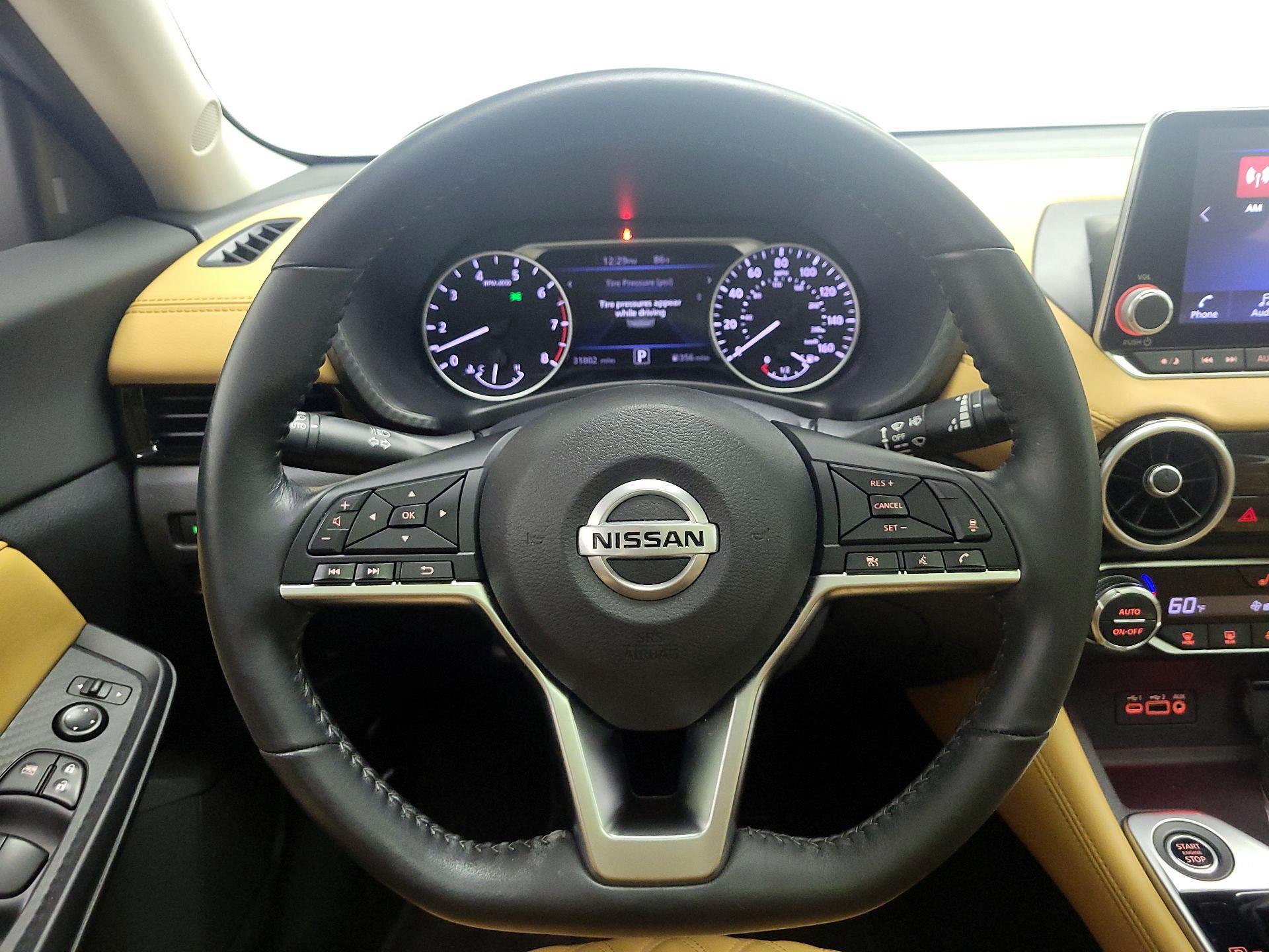 Thumbnail: 2023 Nissan Sentra - 10