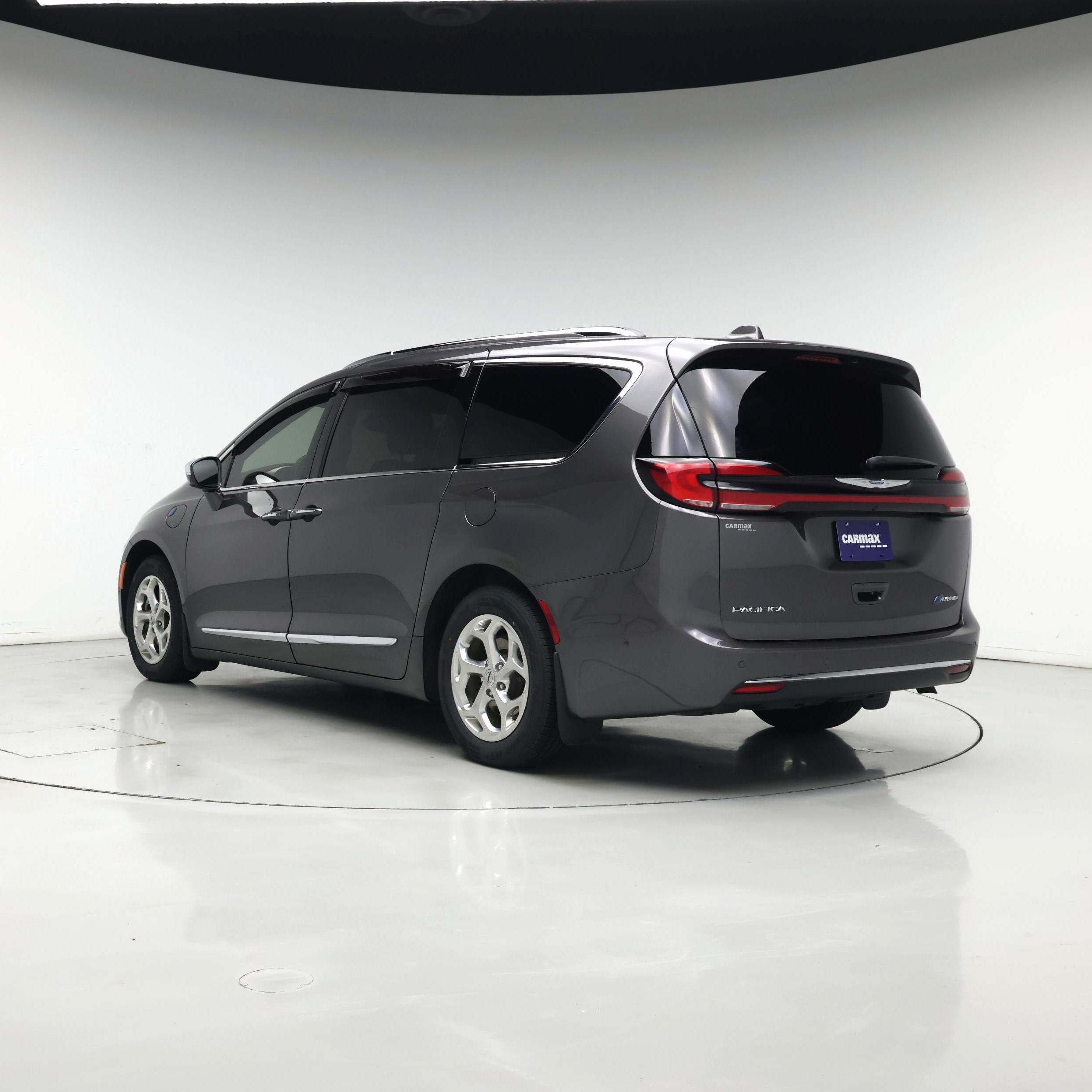 Thumbnail: 2021 Chrysler Pacifica - 2