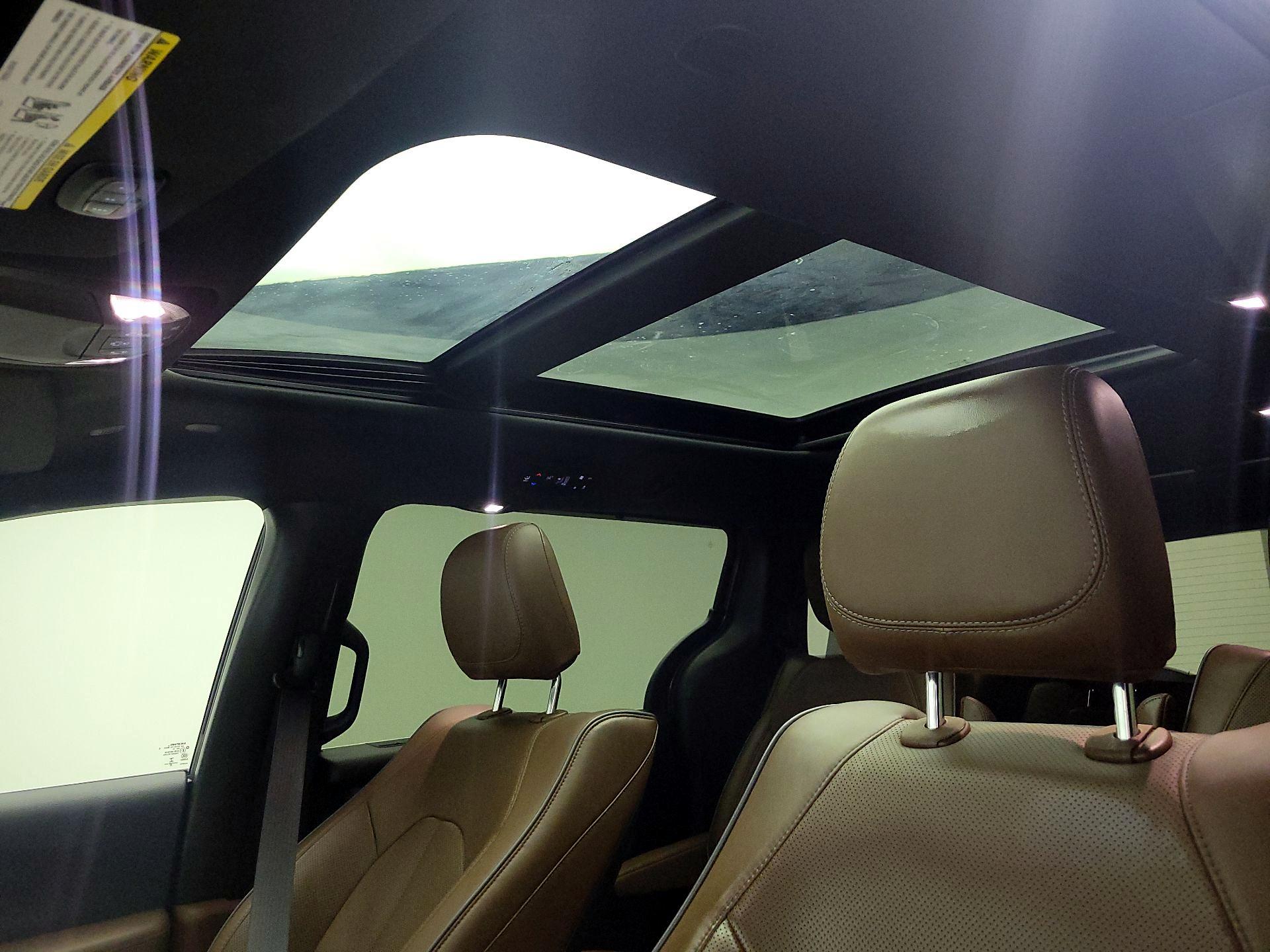 Thumbnail: 2021 Chrysler Pacifica - 20