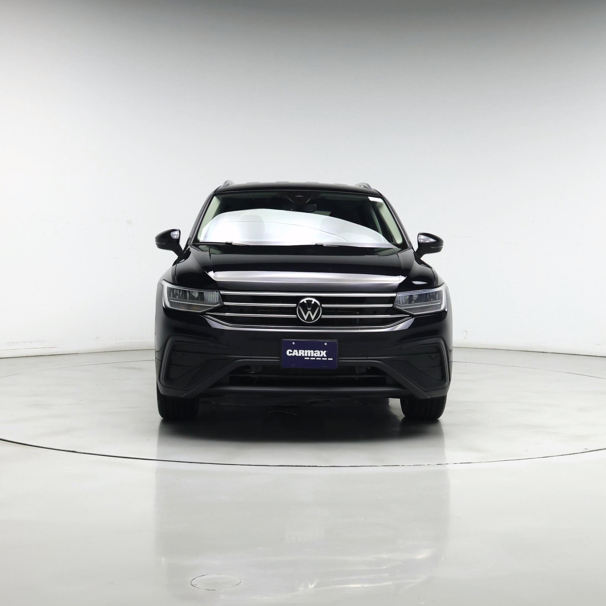 Thumbnail: 2023 Volkswagen Tiguan - 5