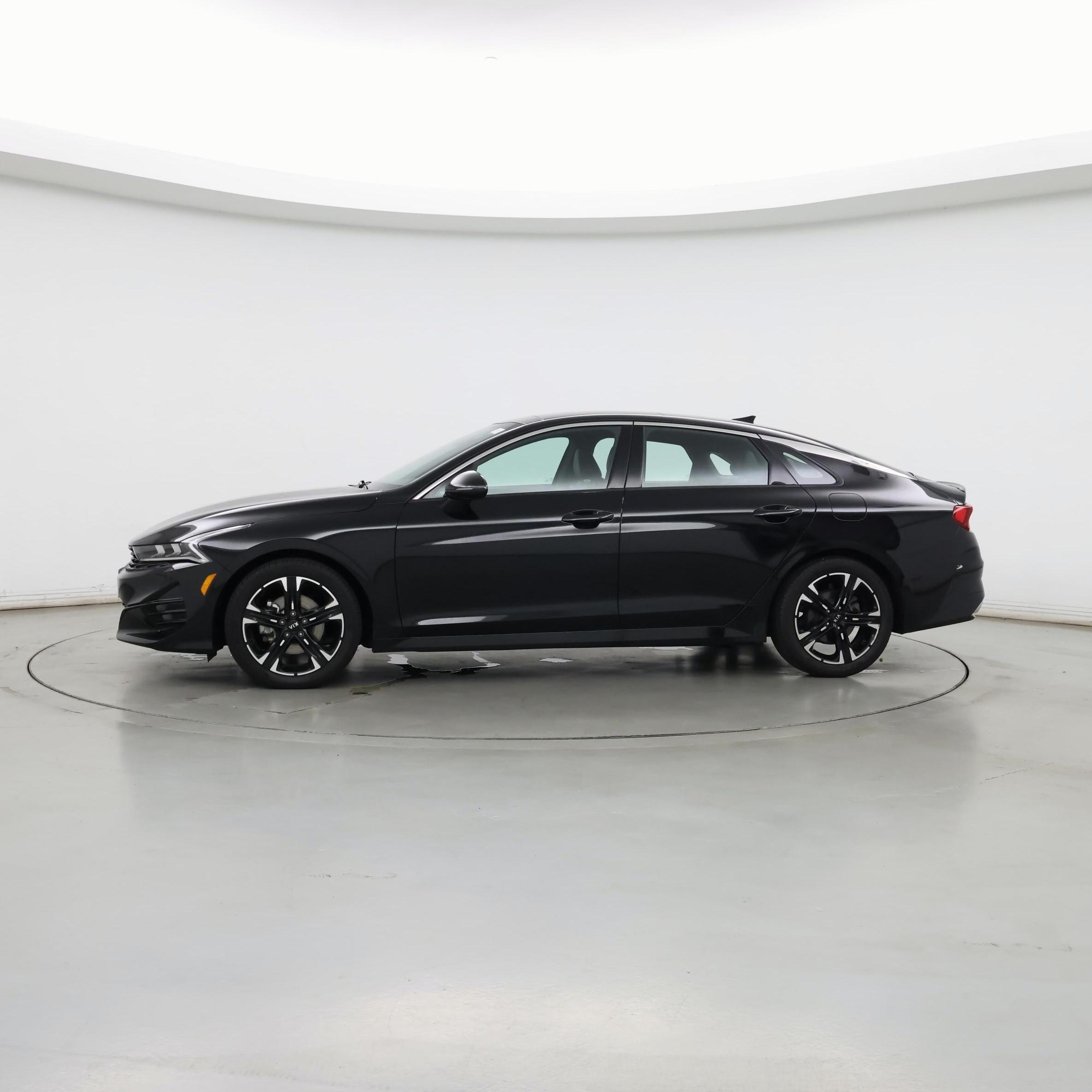 Thumbnail: 2021 Kia K5 - 3