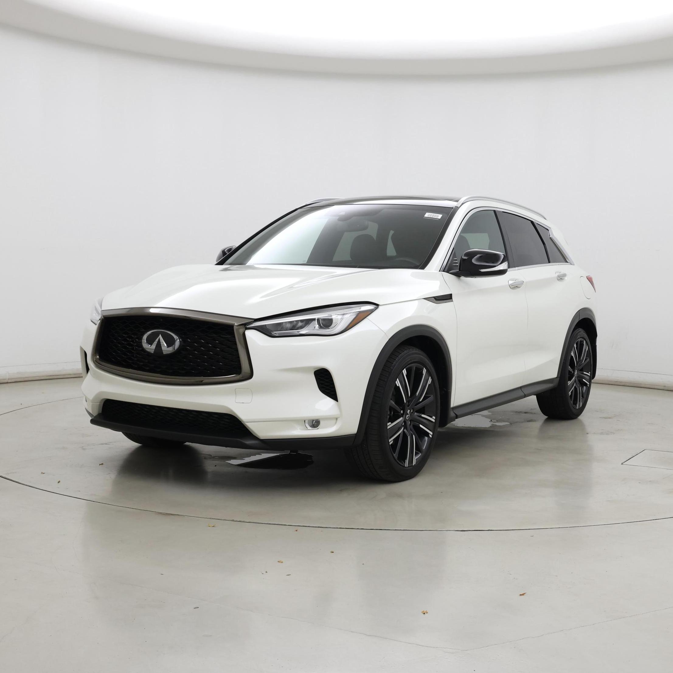 Thumbnail: 2021 INFINITI QX50 - 4