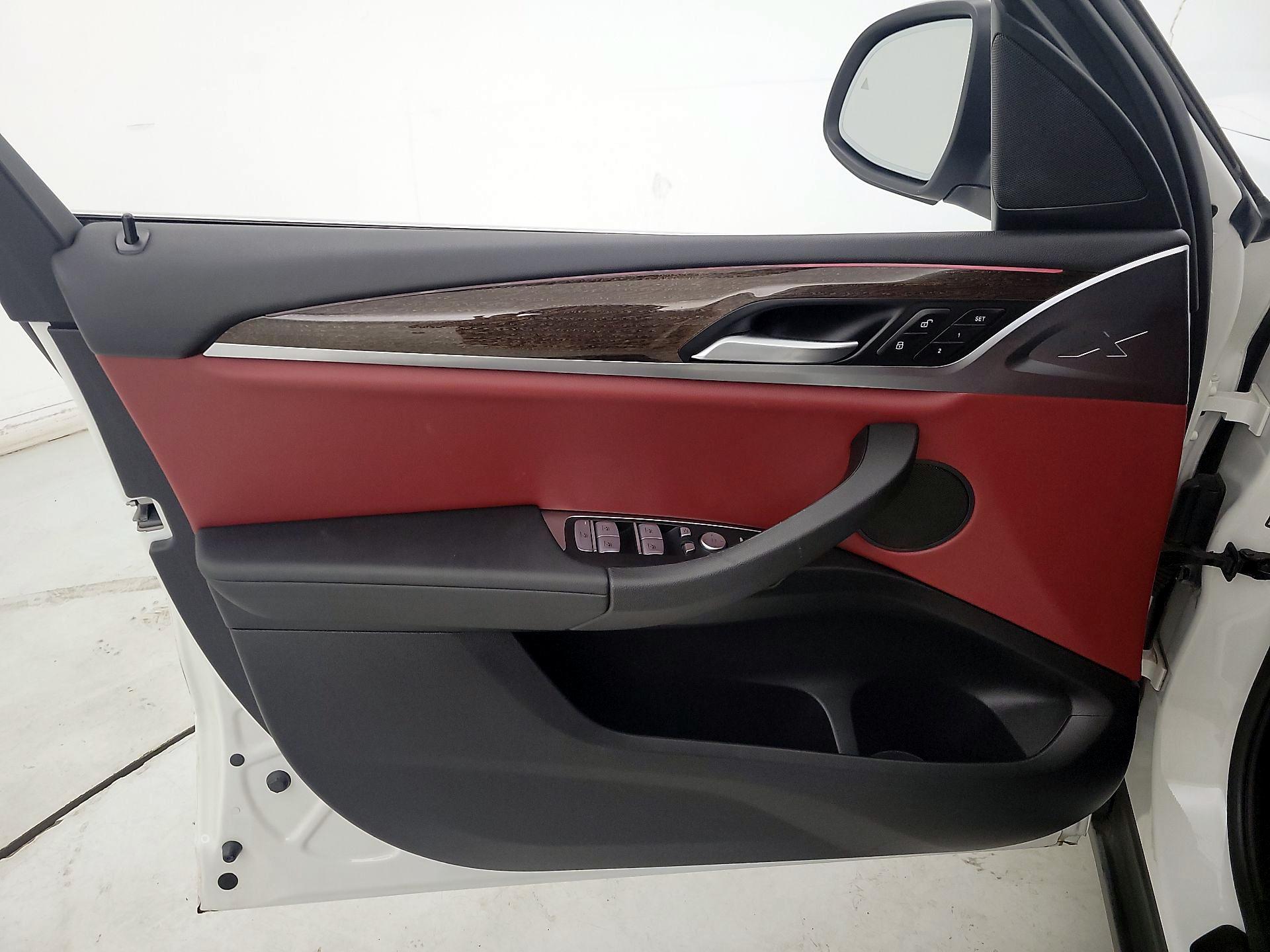 Thumbnail: 2022 BMW X3 - 12