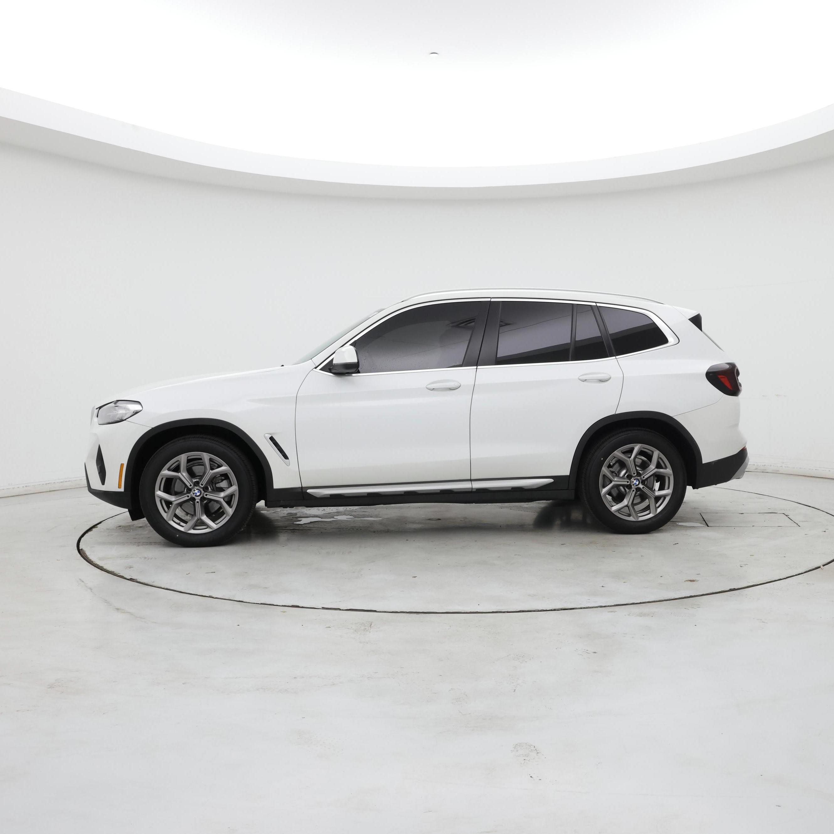 Thumbnail: 2022 BMW X3 - 3