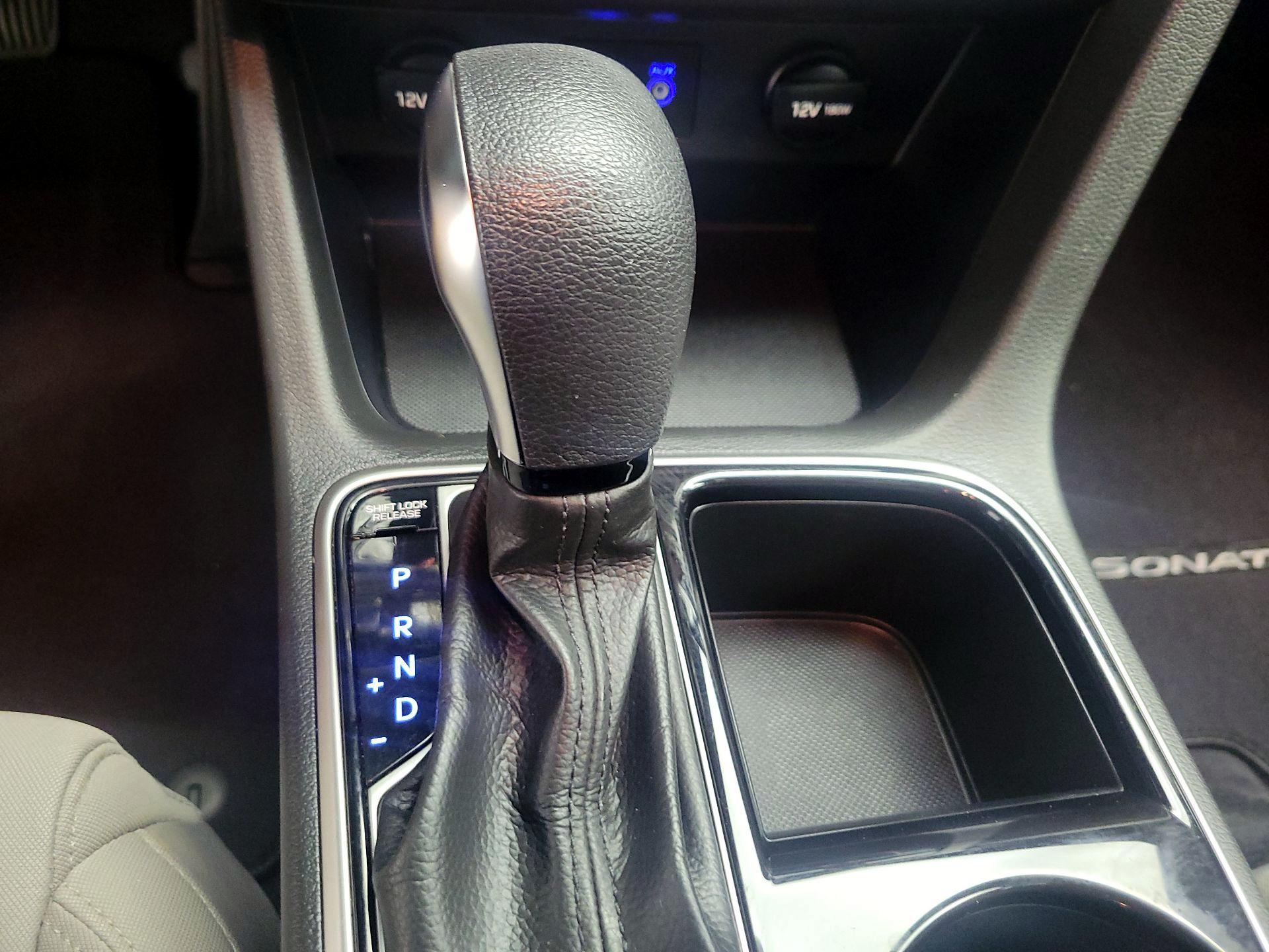 Thumbnail: 2018 Hyundai Sonata - 17