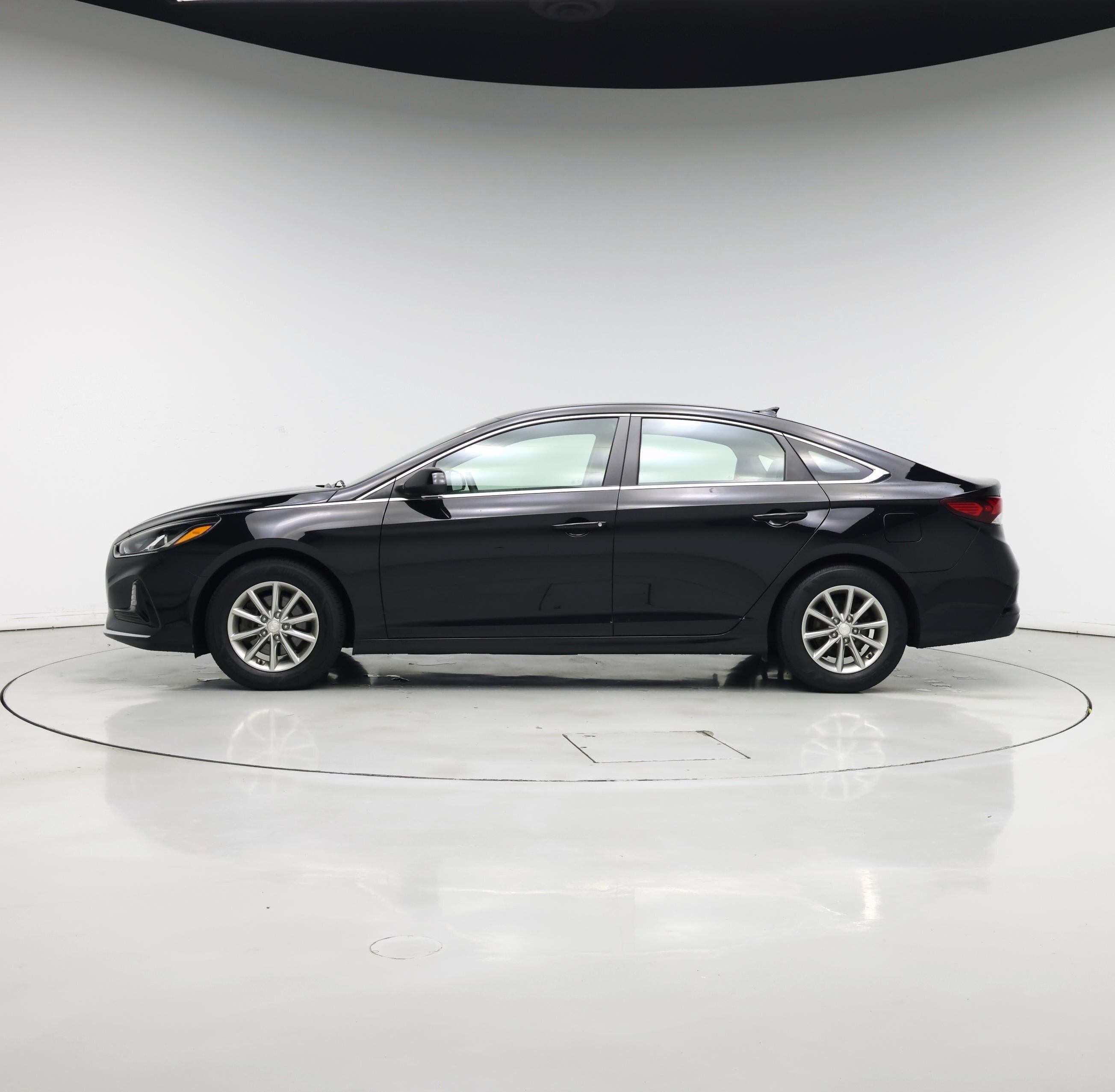Thumbnail: 2018 Hyundai Sonata - 3