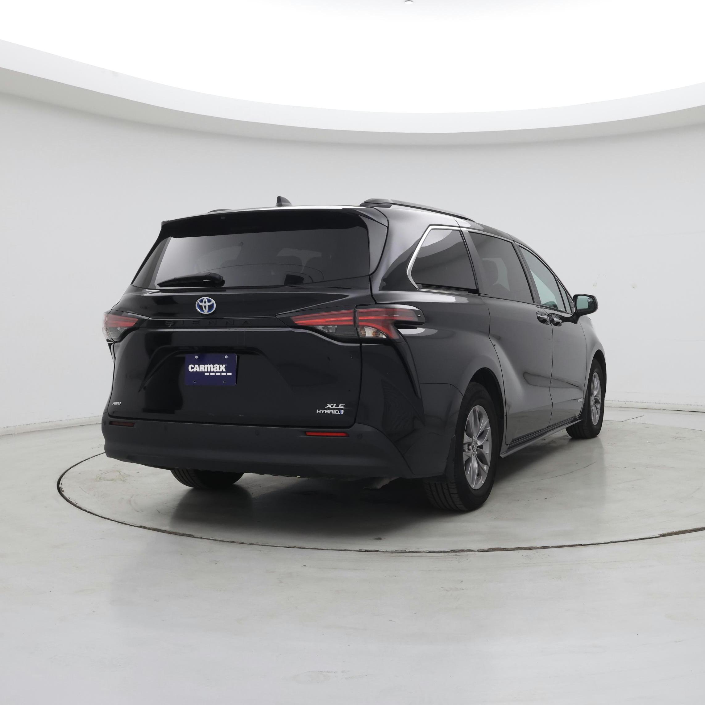 Thumbnail: 2021 Toyota Sienna - 8