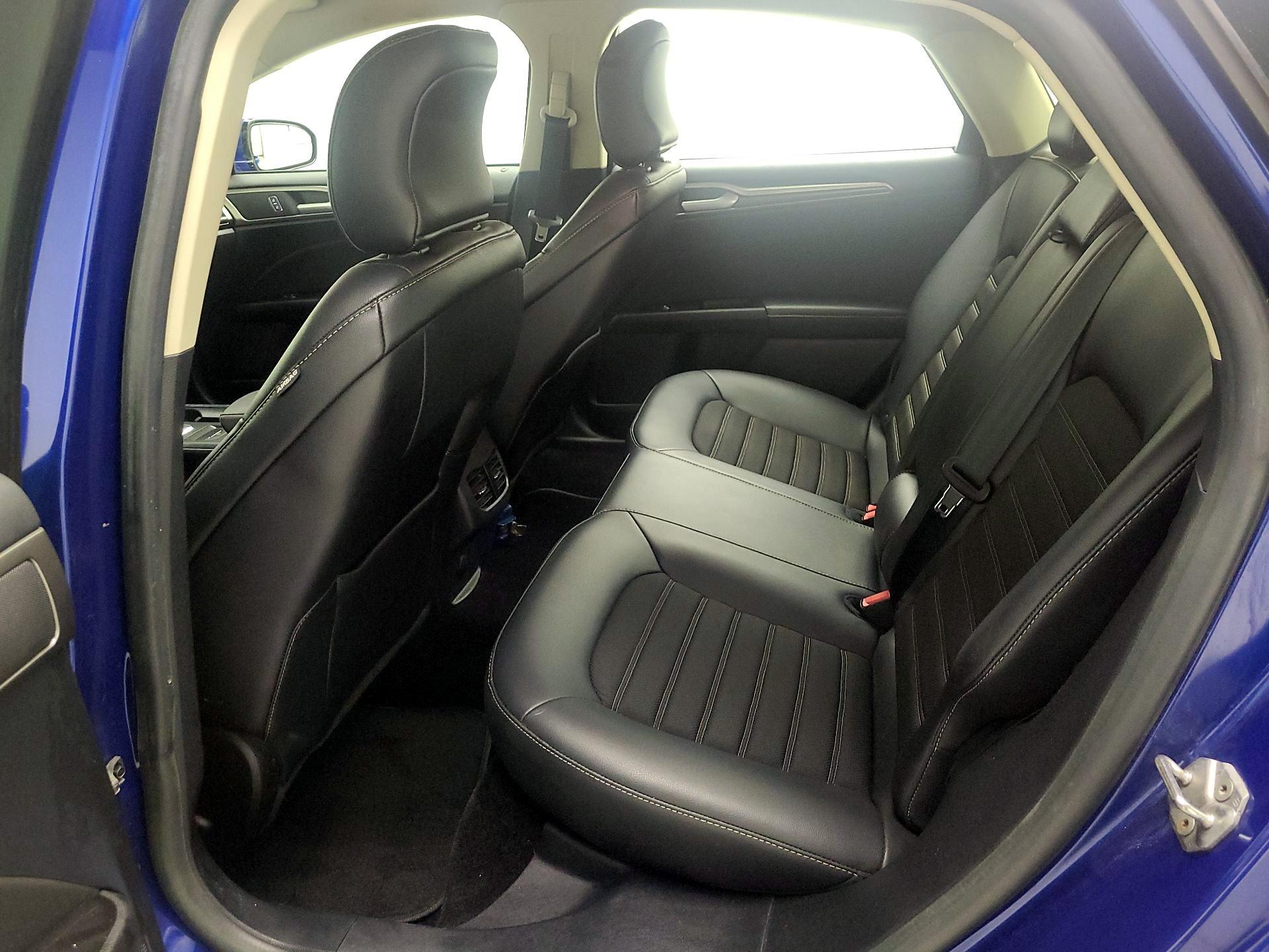 Thumbnail: 2017 Ford Fusion - 17