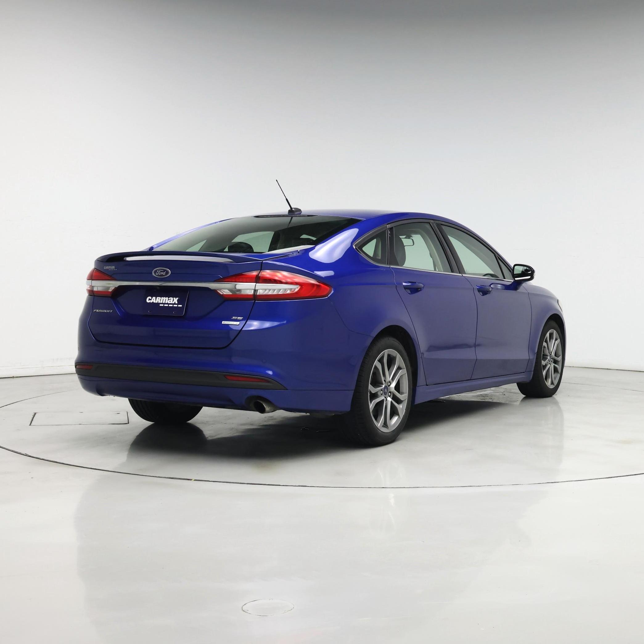 Thumbnail: 2017 Ford Fusion - 8