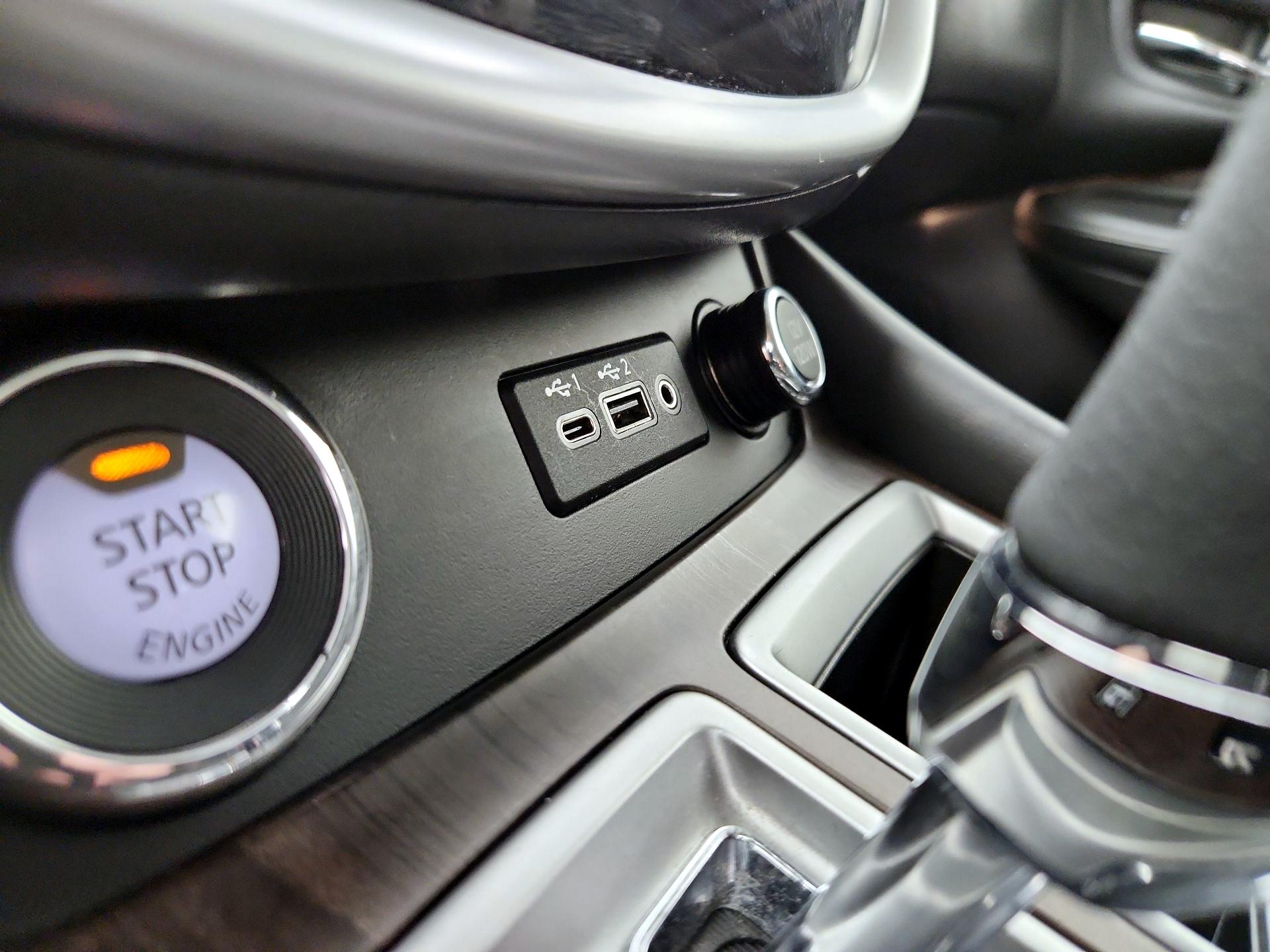 Thumbnail: 2020 Nissan Murano - 19