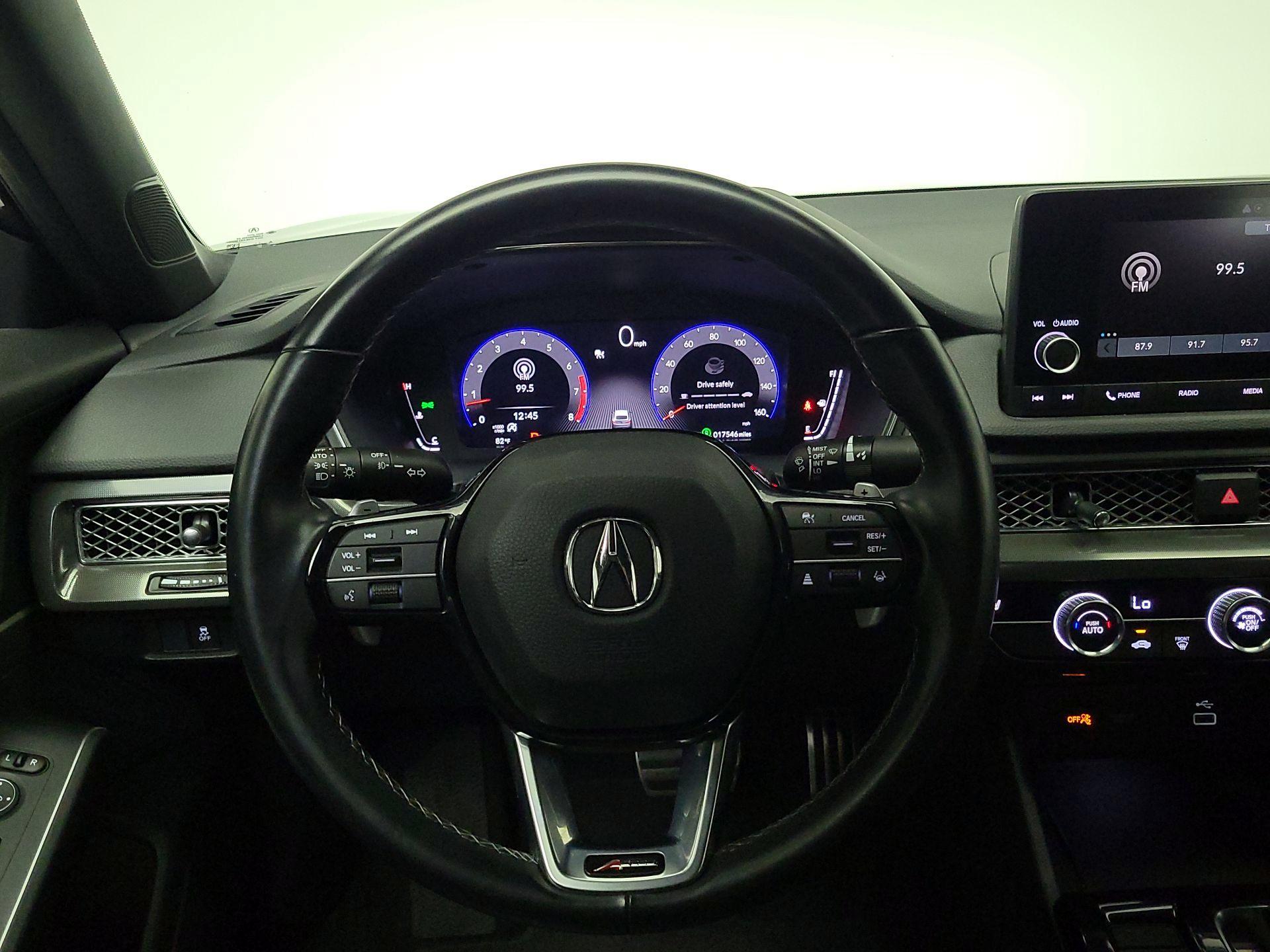 Thumbnail: 2023 Acura Integra - 10