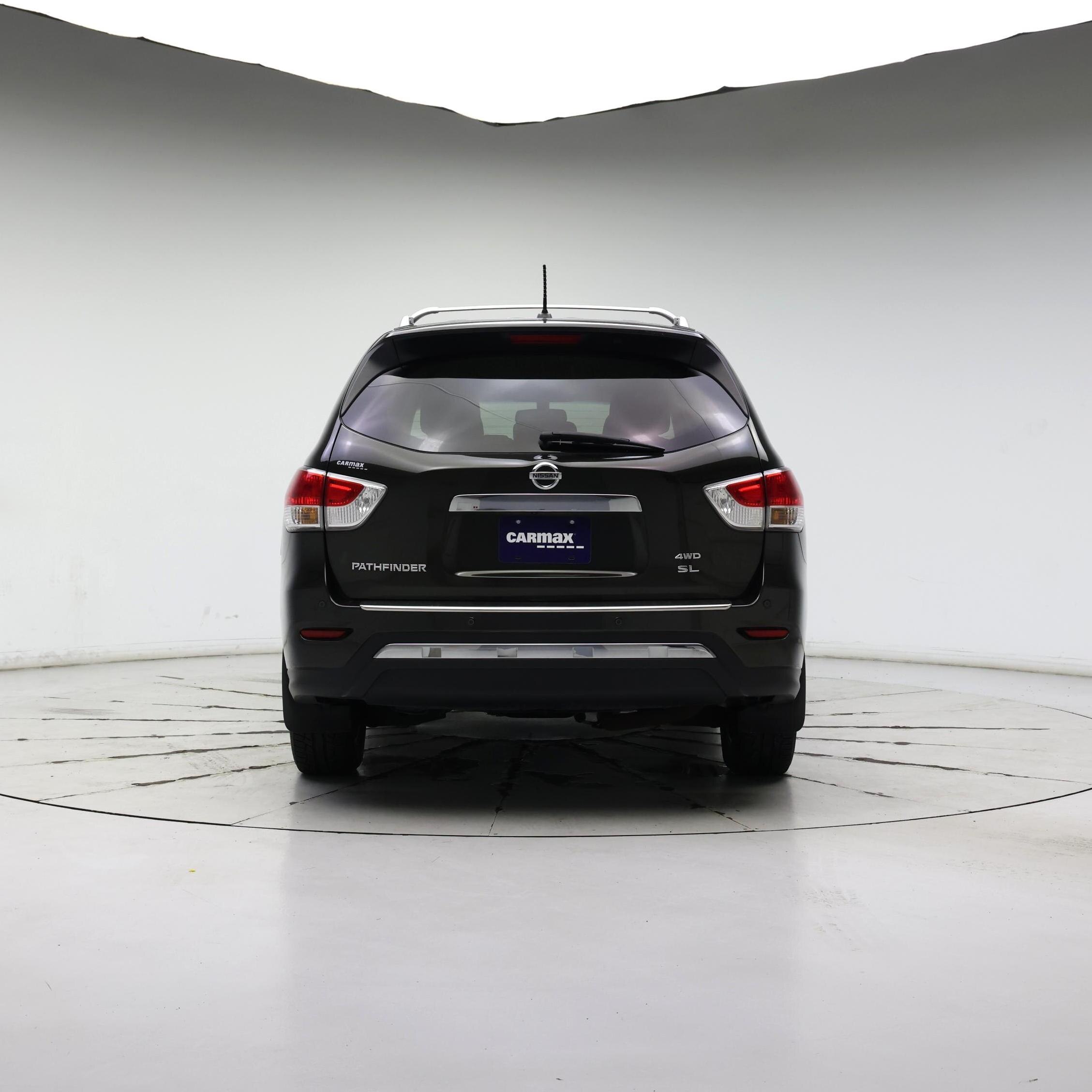 Thumbnail: 2016 Nissan Pathfinder - 6