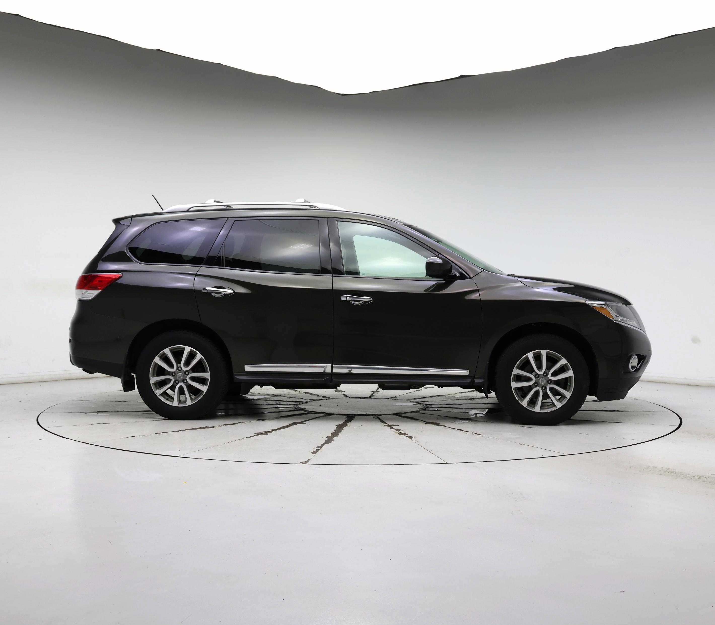 Thumbnail: 2016 Nissan Pathfinder - 7
