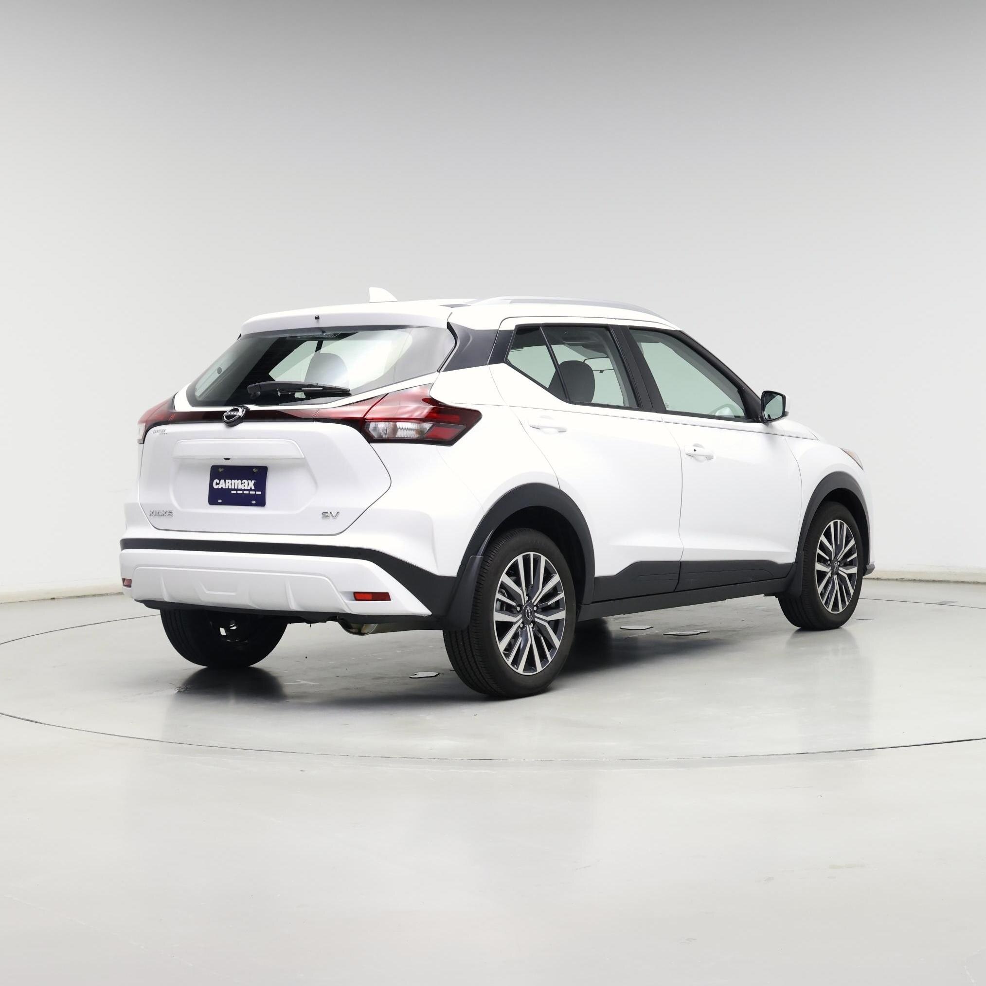 Thumbnail: 2024 Nissan Kicks - 8