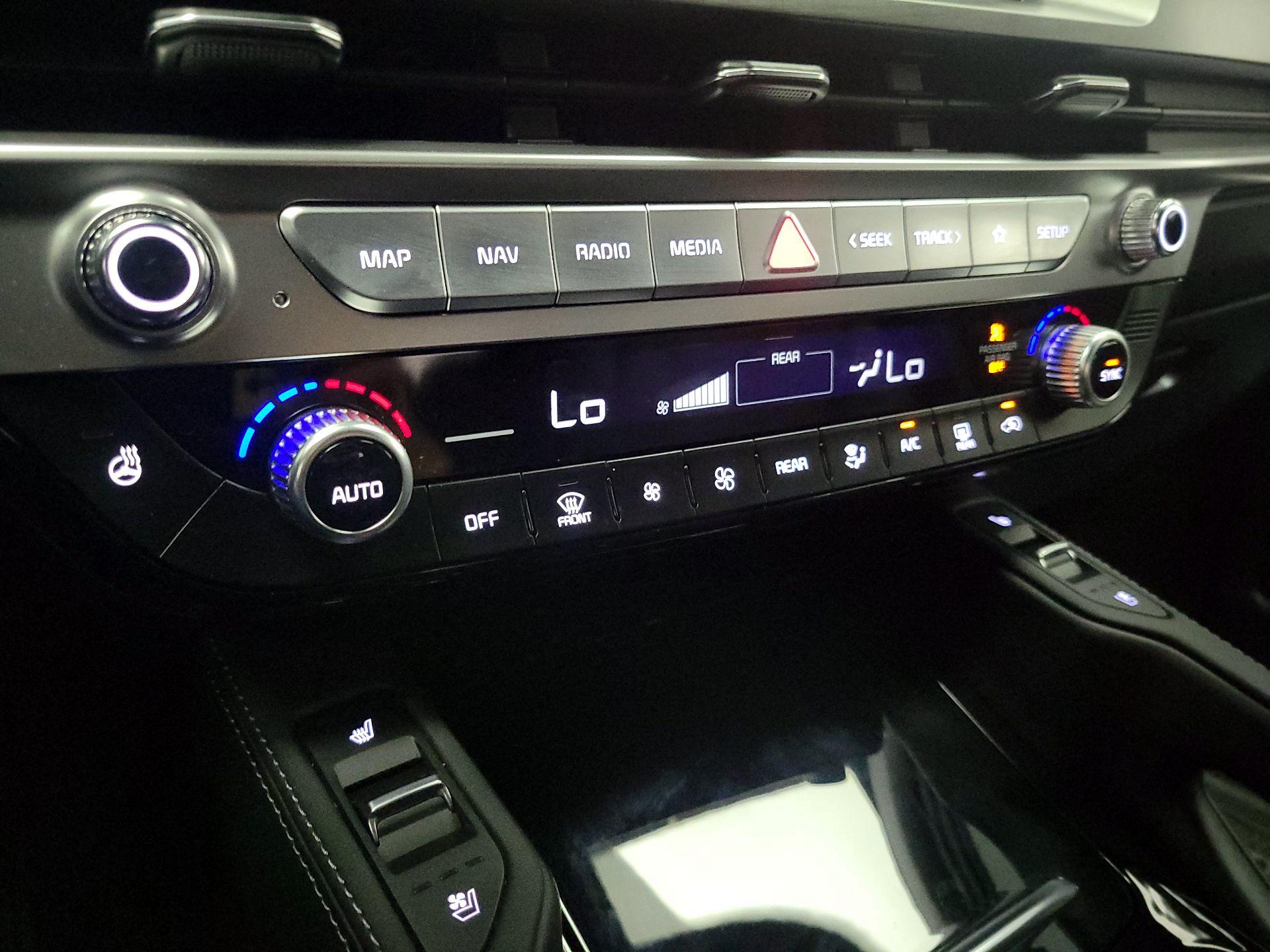 Thumbnail: 2025 Kia Telluride - 17