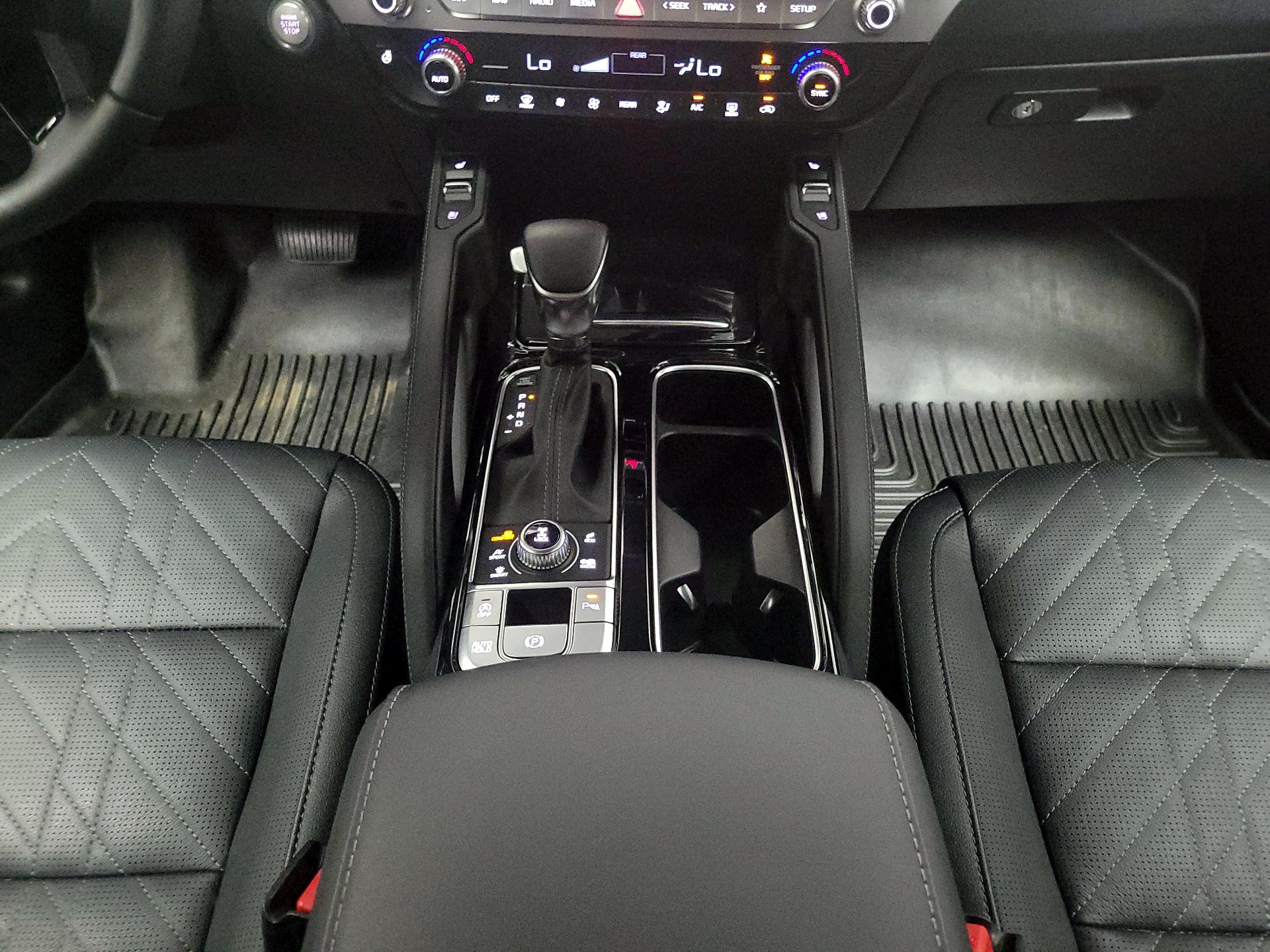 Thumbnail: 2025 Kia Telluride - 18