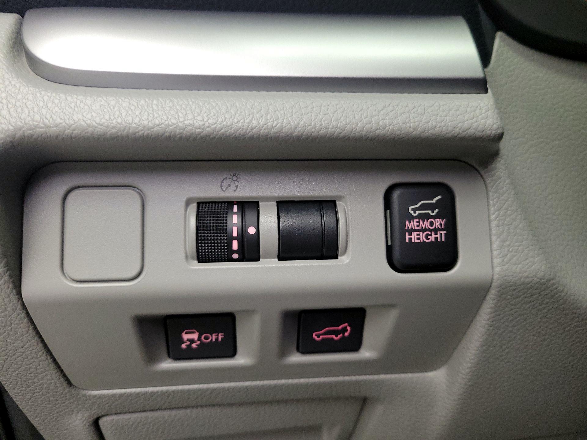 Thumbnail: 2016 Subaru Forester - 13