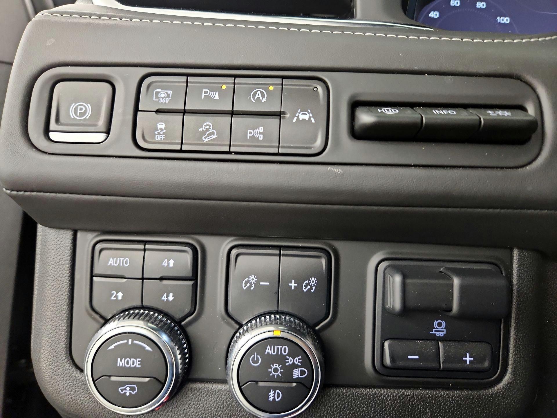 Thumbnail: 2023 GMC Yukon - 13