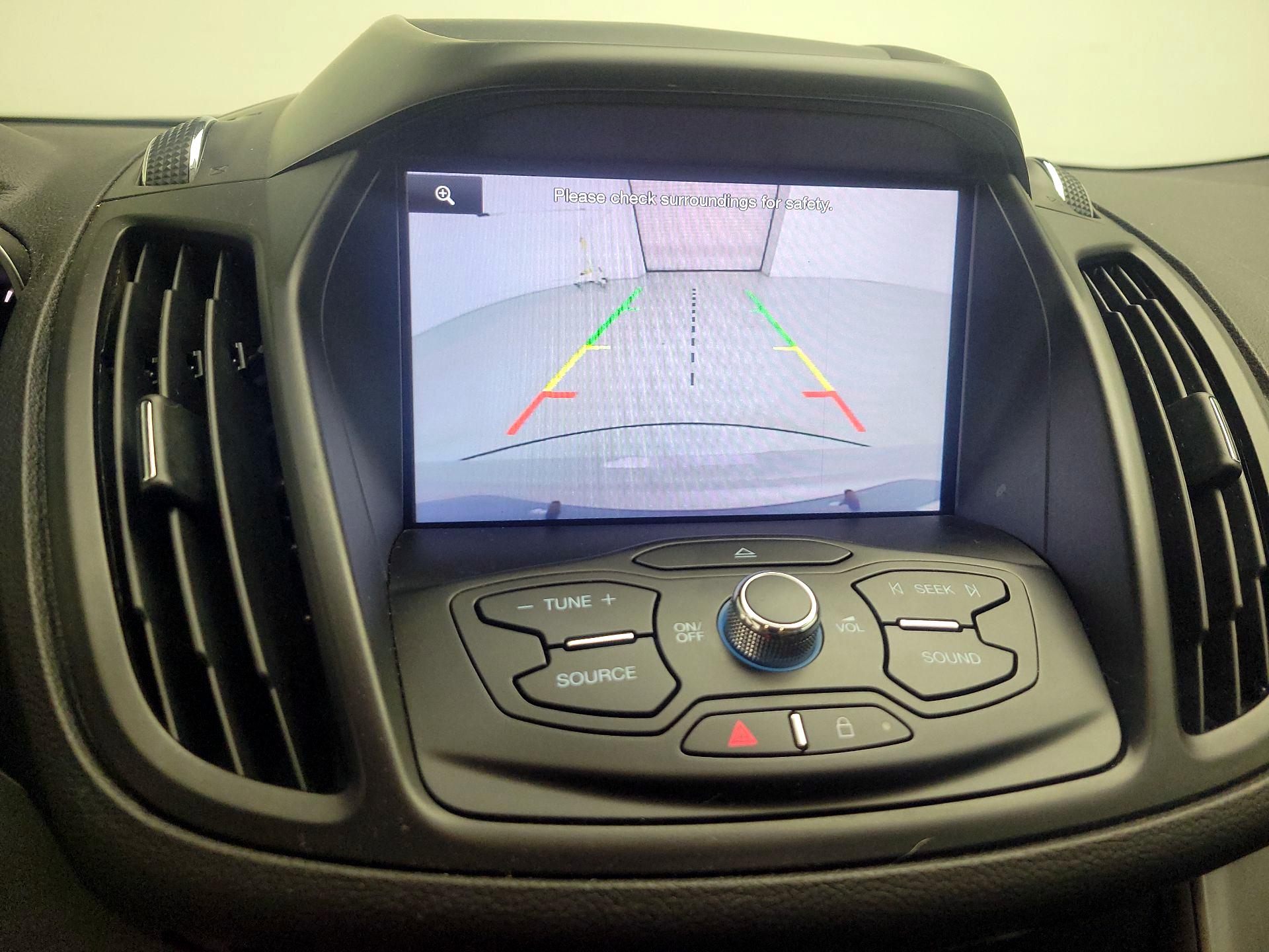 Thumbnail: 2015 Ford Escape - 14