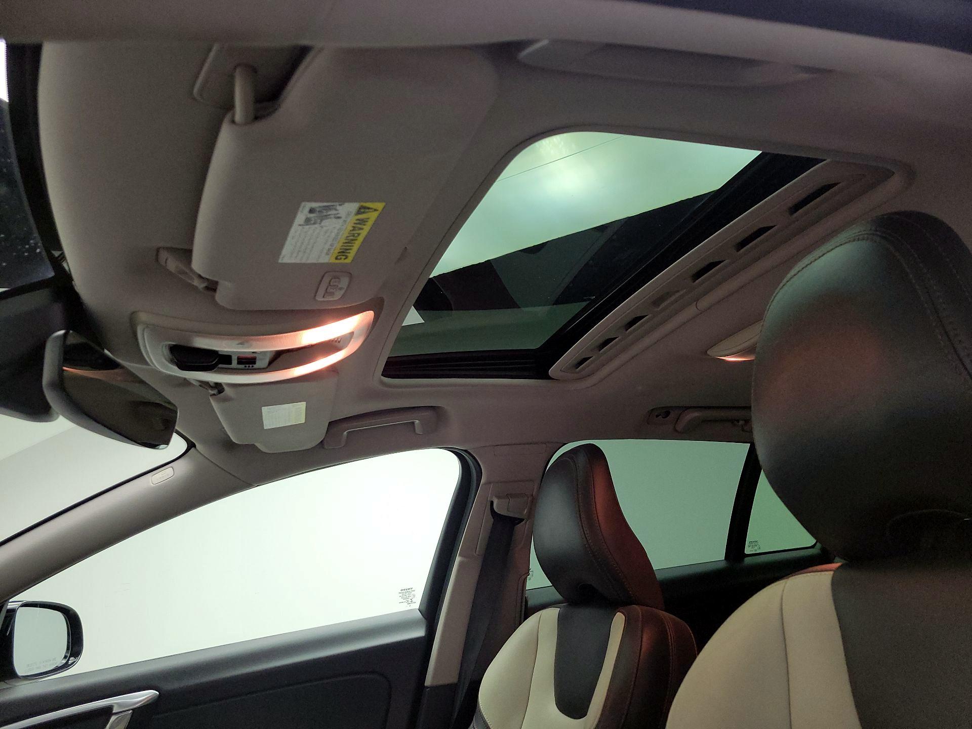 Thumbnail: 2017 Volvo S60 - 20