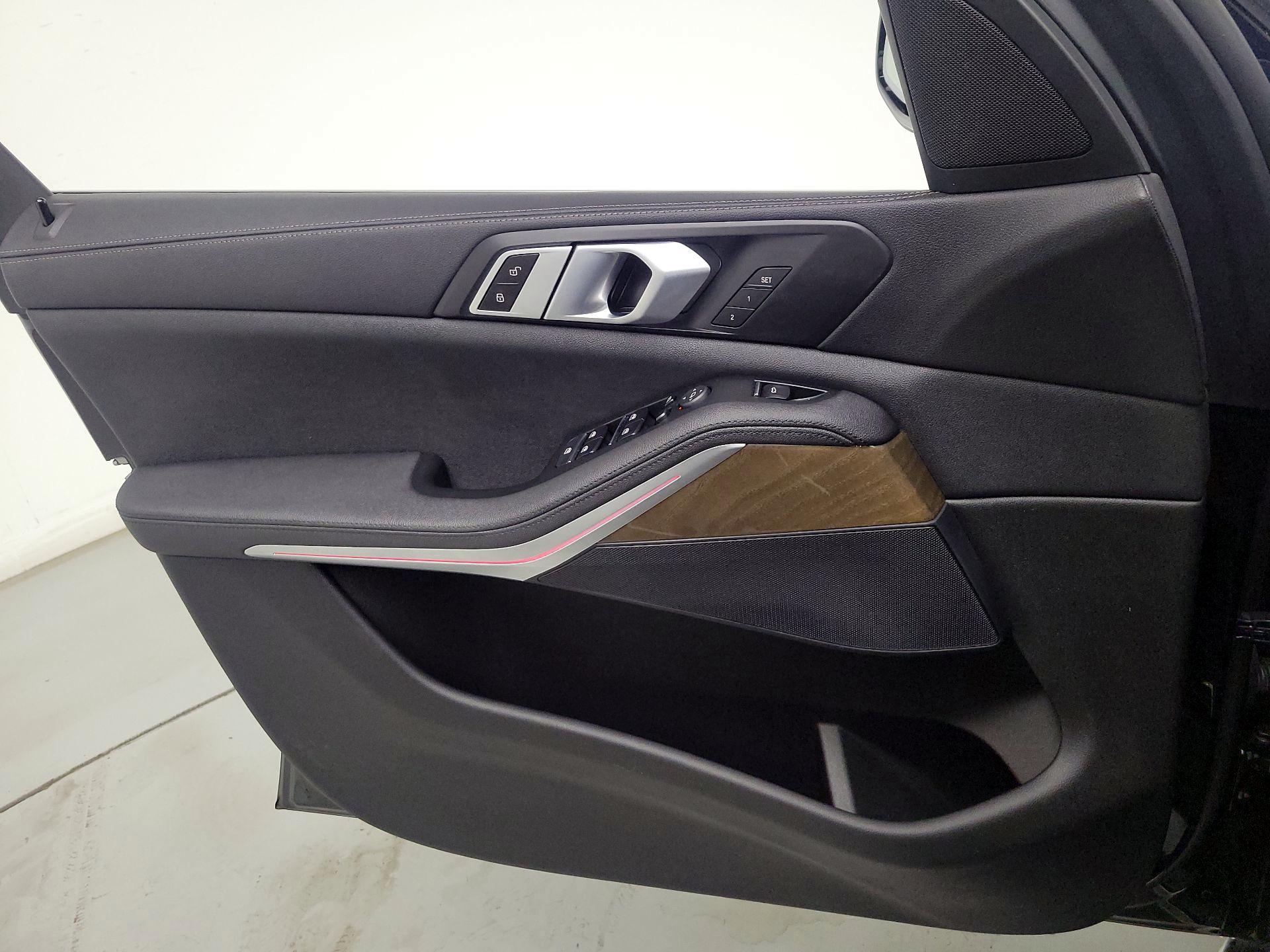 Thumbnail: 2020 BMW X5 - 12
