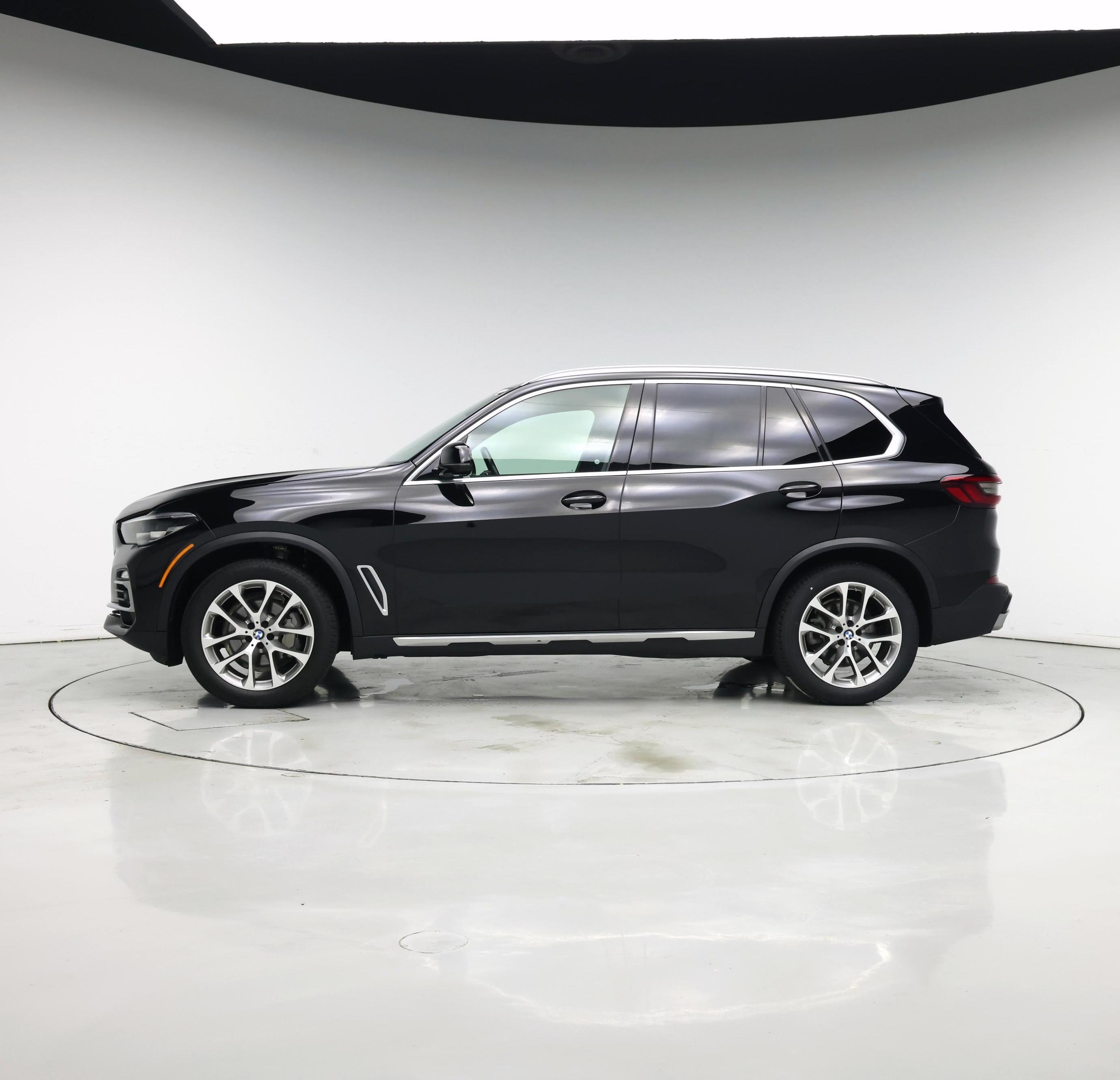 Thumbnail: 2020 BMW X5 - 3