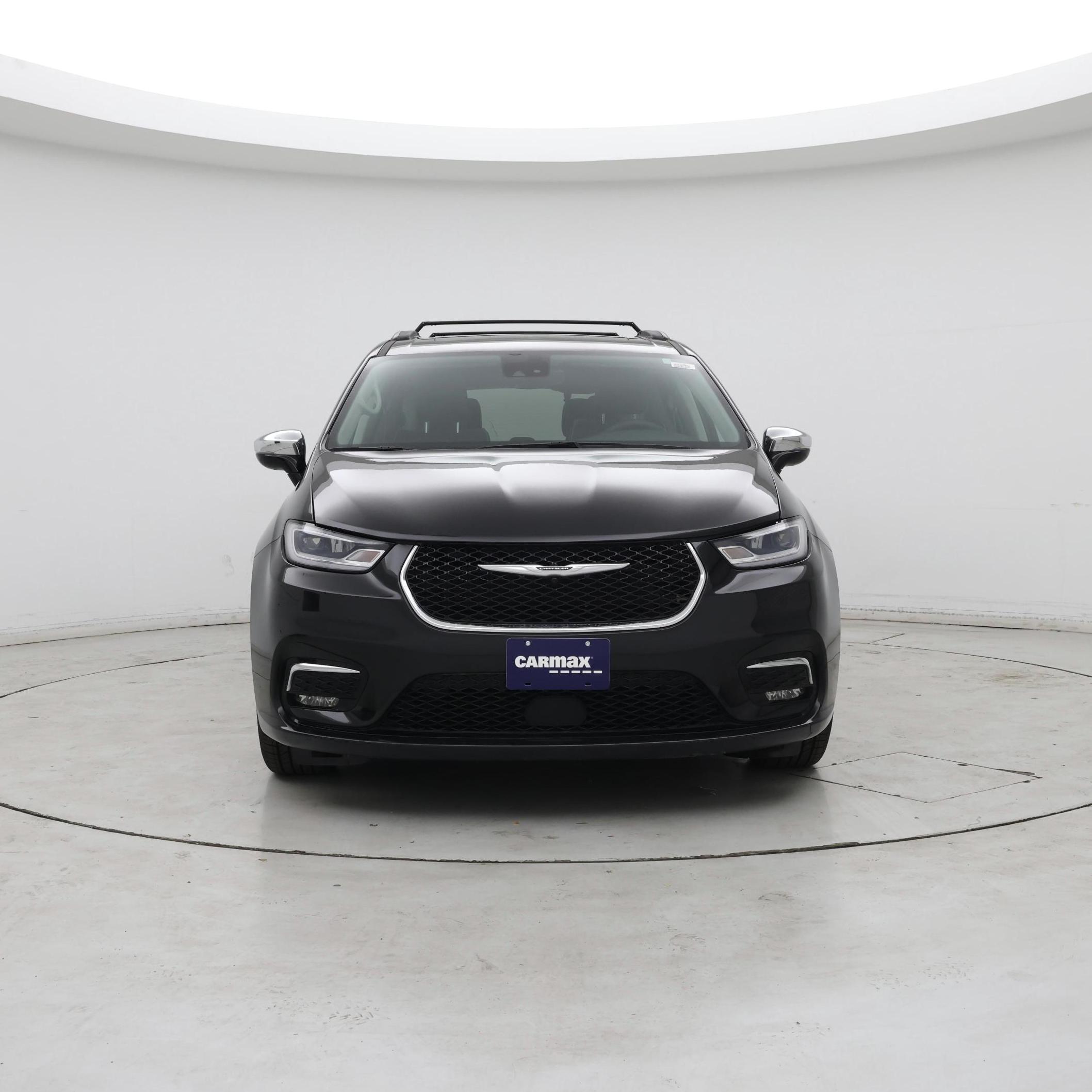 Thumbnail: 2023 Chrysler Pacifica - 5