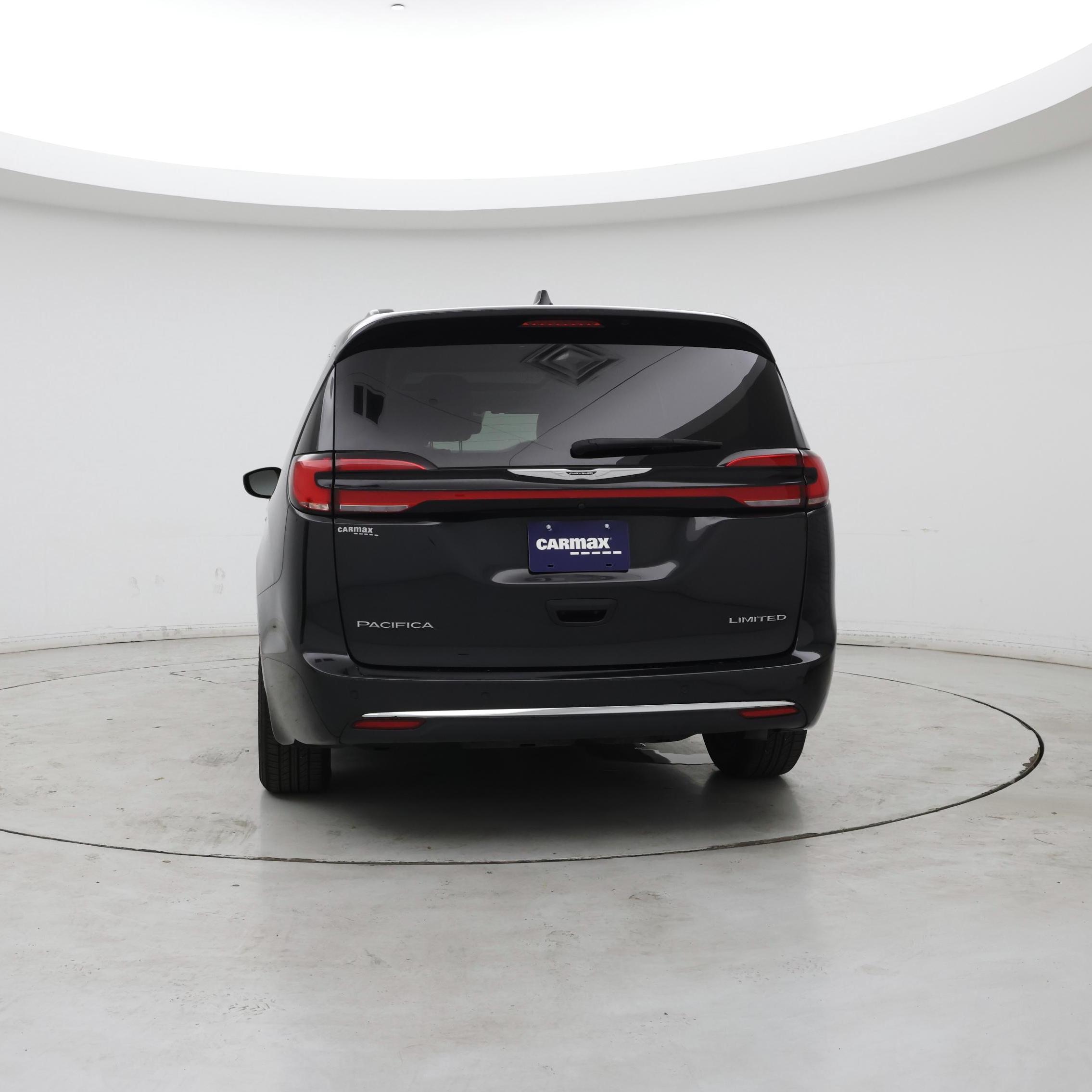 Thumbnail: 2023 Chrysler Pacifica - 6
