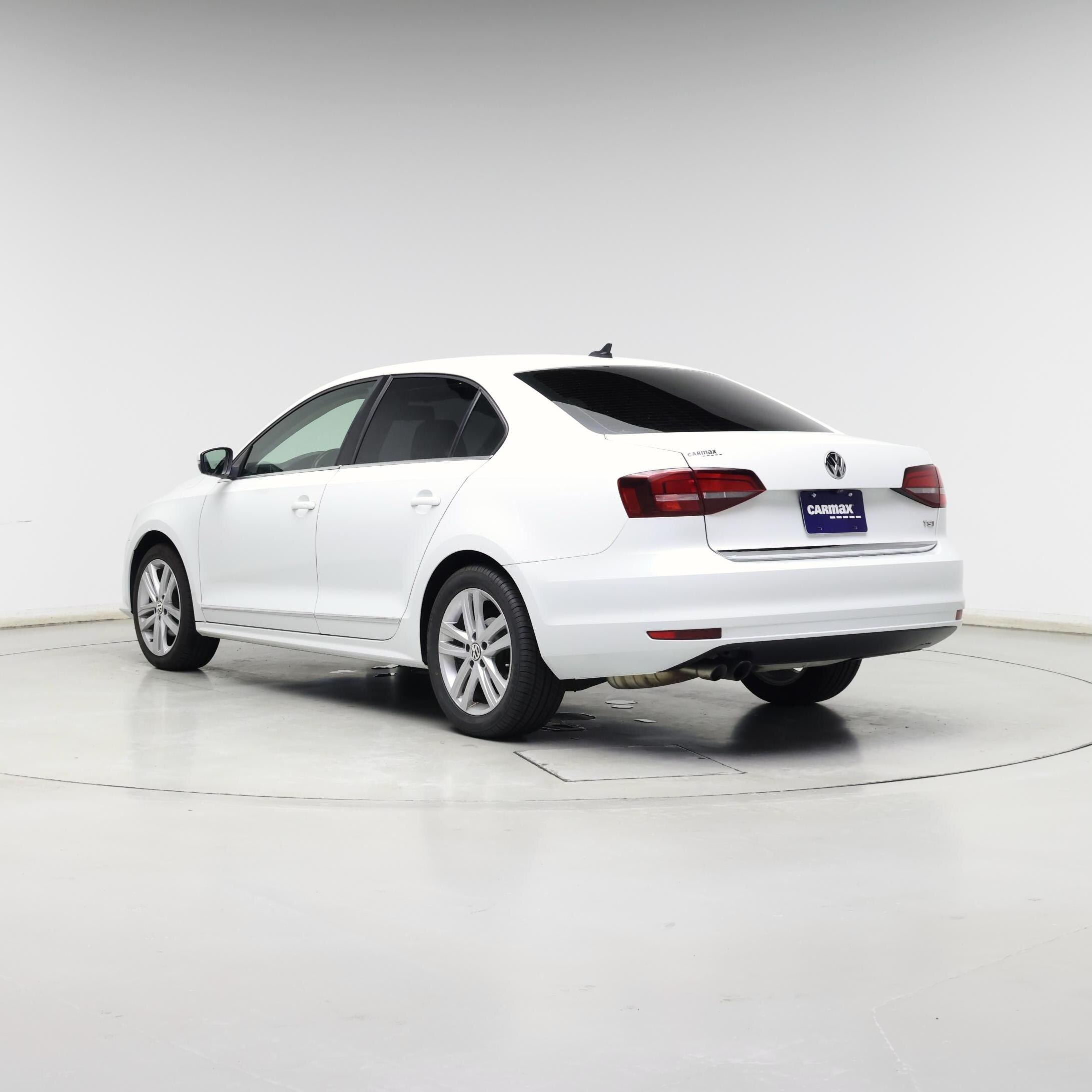 Thumbnail: 2017 Volkswagen Jetta - 2