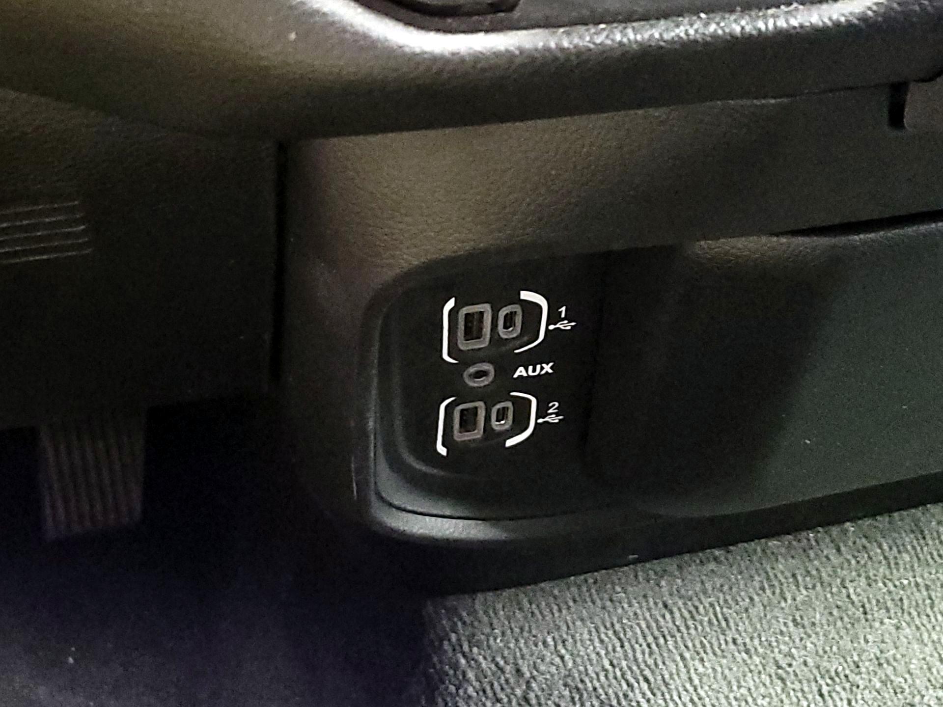 Thumbnail: 2023 RAM 1500 - 18