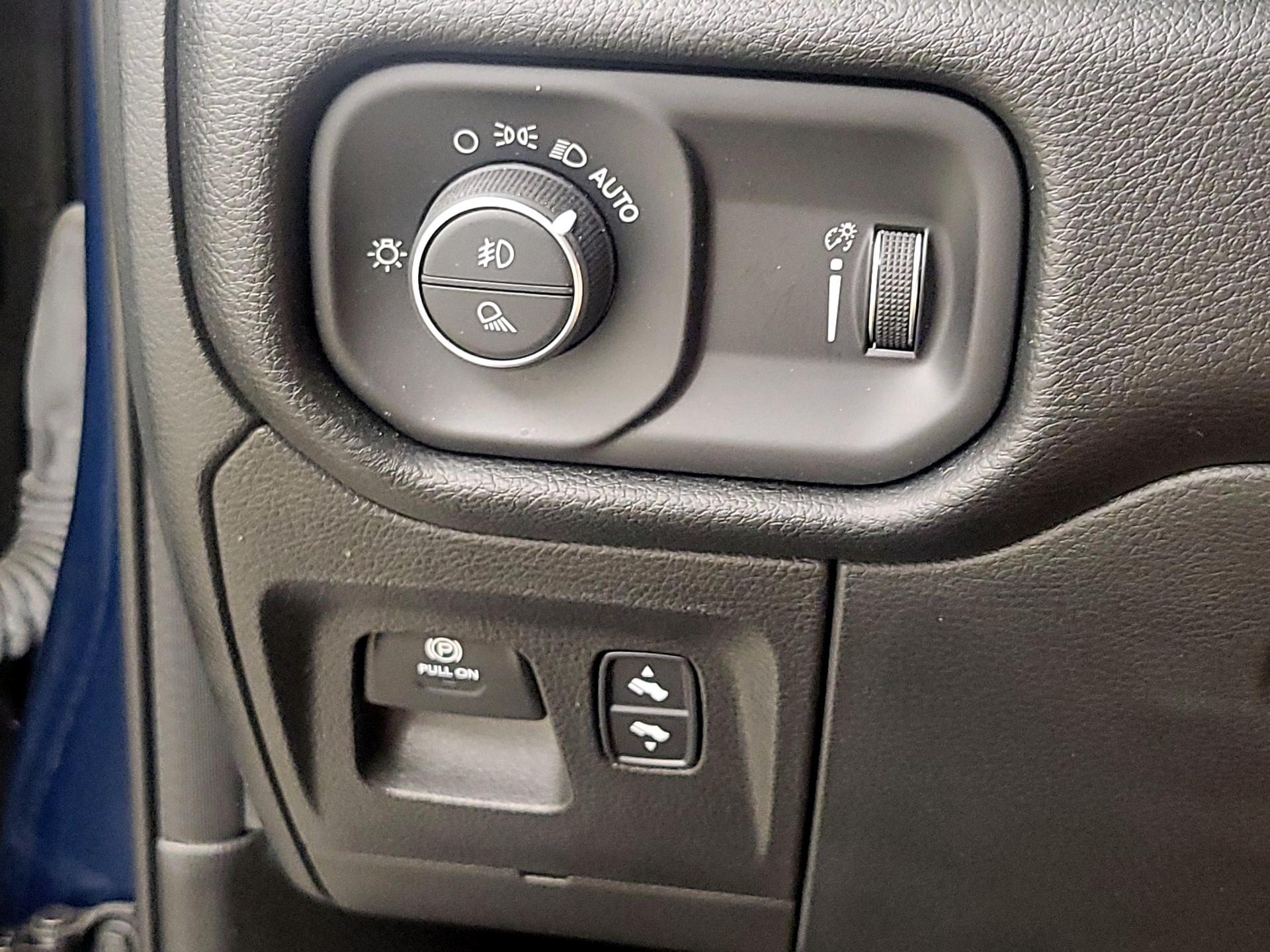 Thumbnail: 2022 RAM 1500 - 13
