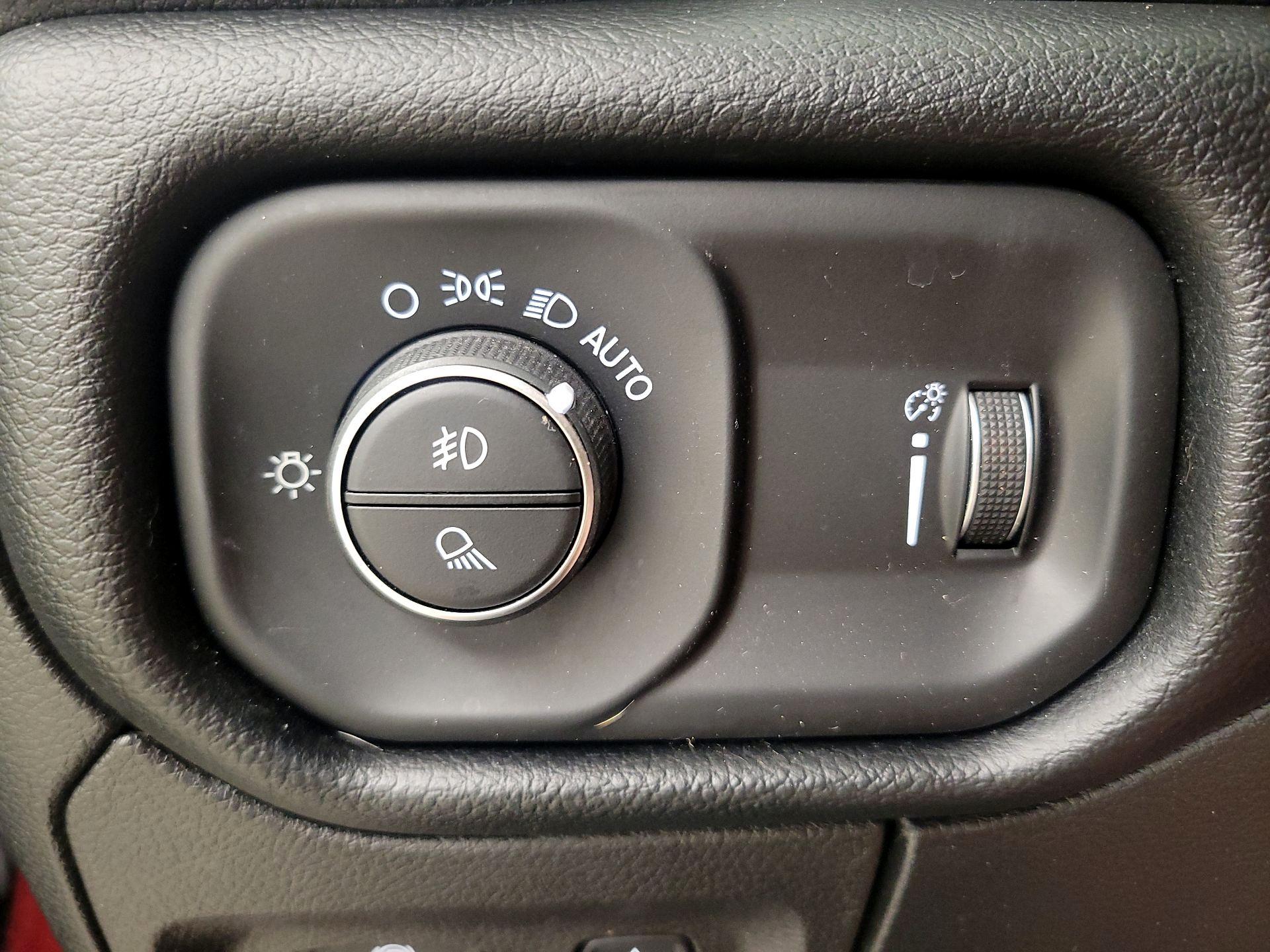 Thumbnail: 2020 RAM 1500 - 13
