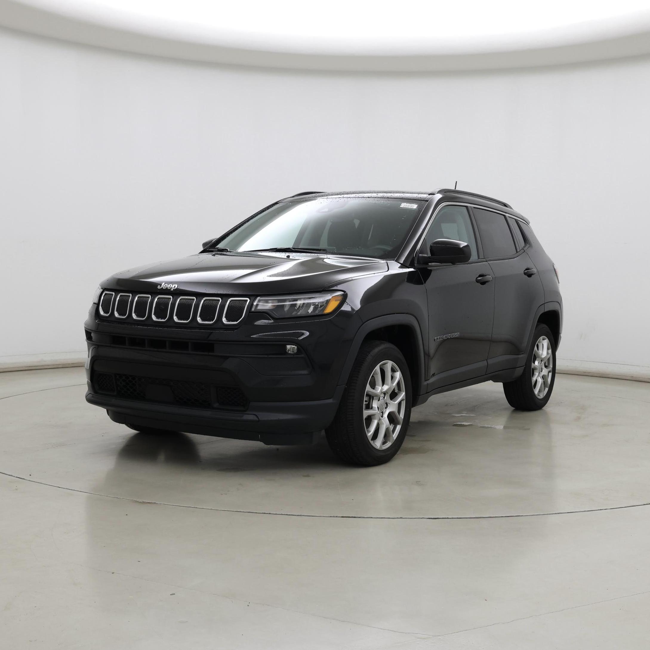 Thumbnail: 2022 Jeep Compass - 4