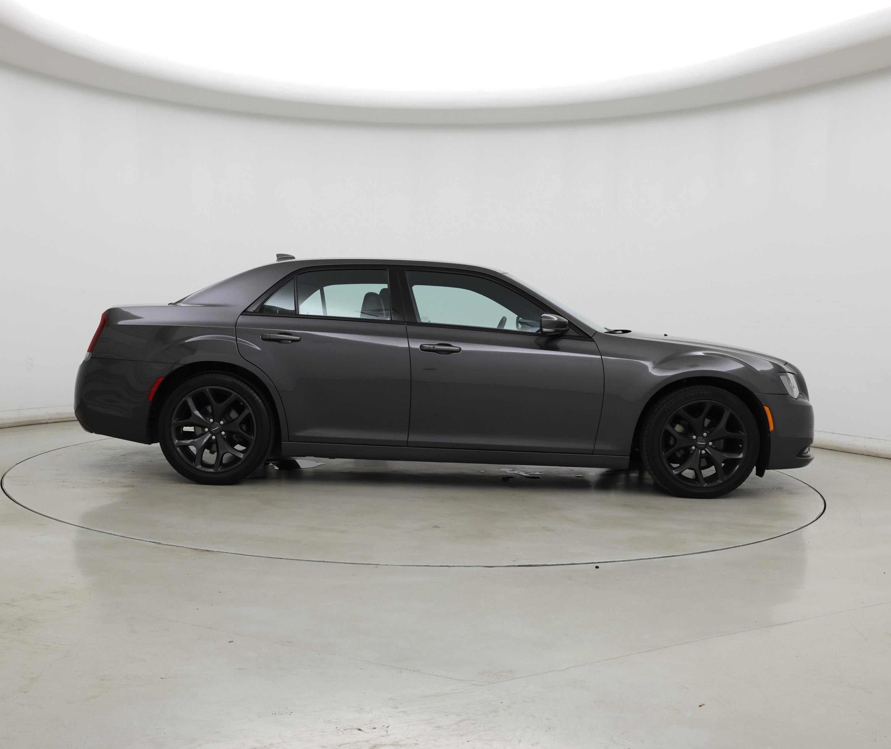 Thumbnail: 2023 Chrysler 300 - 7